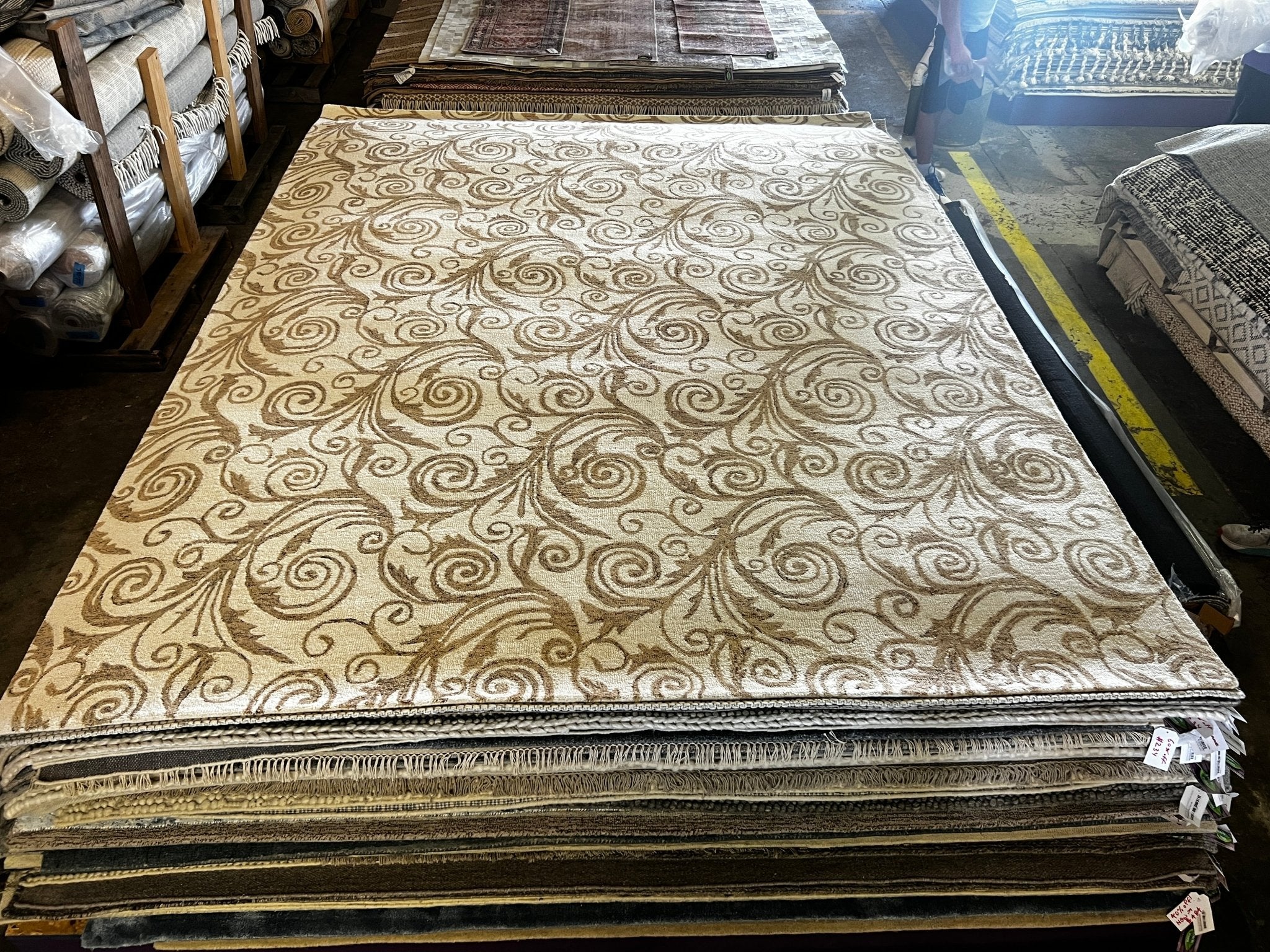 Rava Hand-Tufted Wool Natural Cream Floral (Multiple Sizes) | Banana Manor Rug Factory Outlet