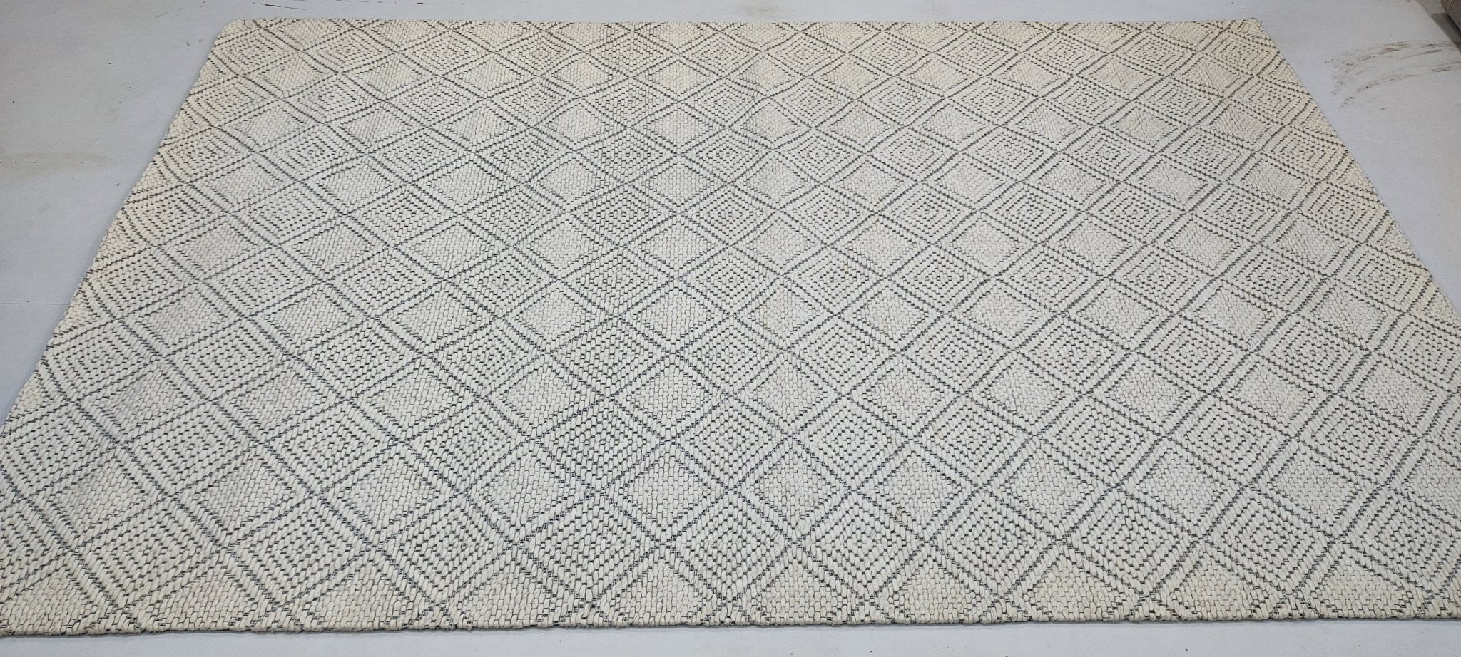 Reid 5x8 Handwoven Ivory & Grey Jacquard Durrie | Banana Manor Rug Factory Outlet