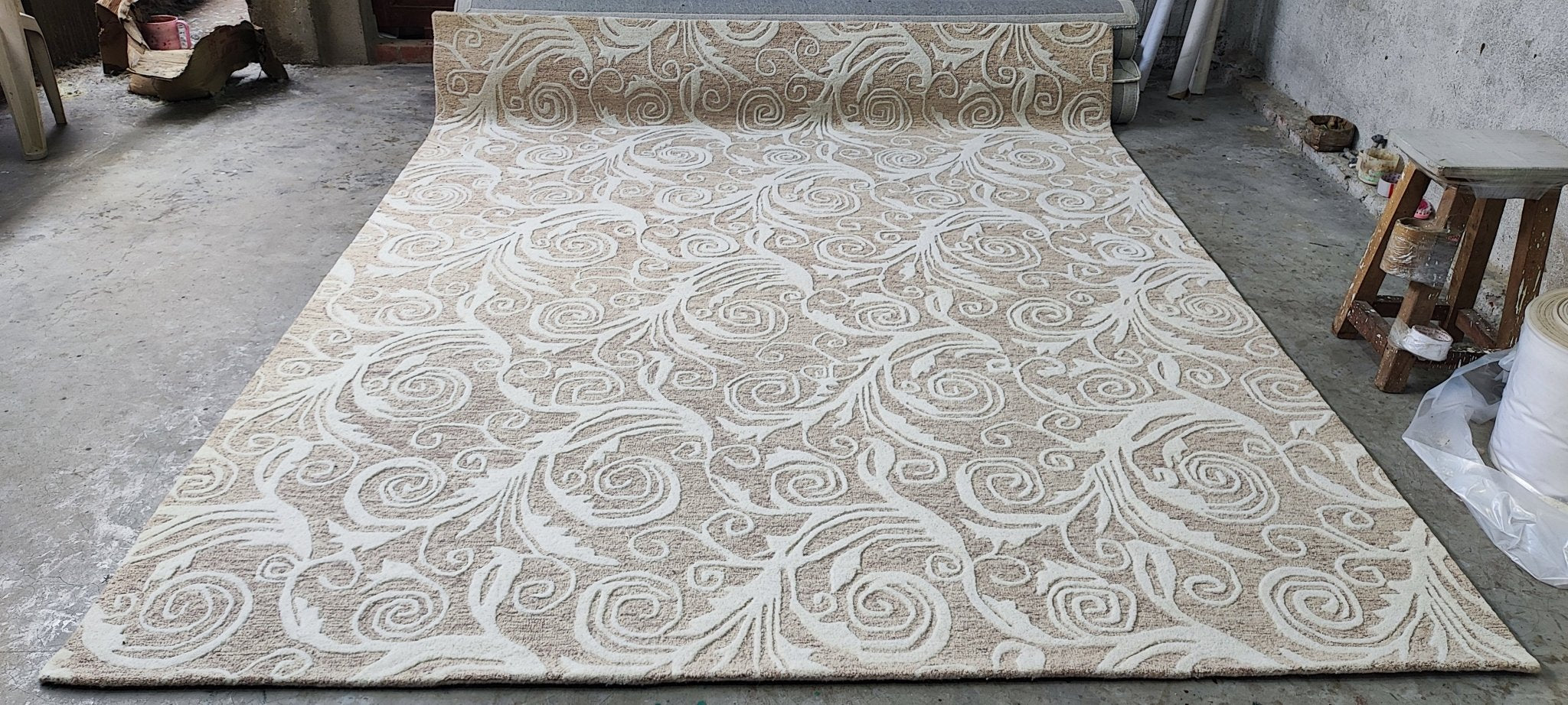 Rhea the Sequel 8x10 Hand-Tufted Ivory & Beige Loop Cut | Banana Manor Rug Factory Outlet