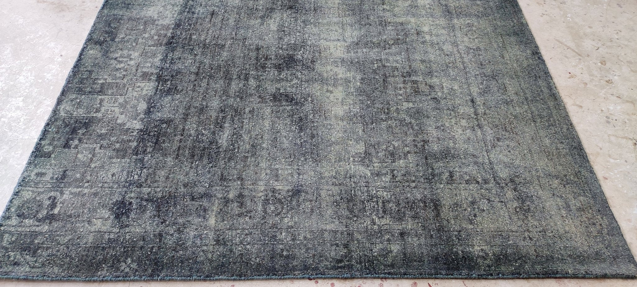 Rineke 5.9x8.9 Grey Over Dried Oushak | Banana Manor Rug Factory Outlet