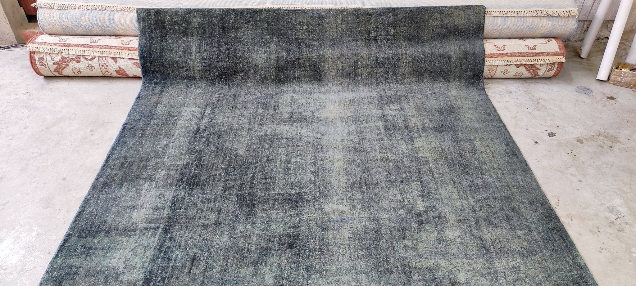 Rineke 5.9x8.9 Grey Over Dried Oushak | Banana Manor Rug Factory Outlet