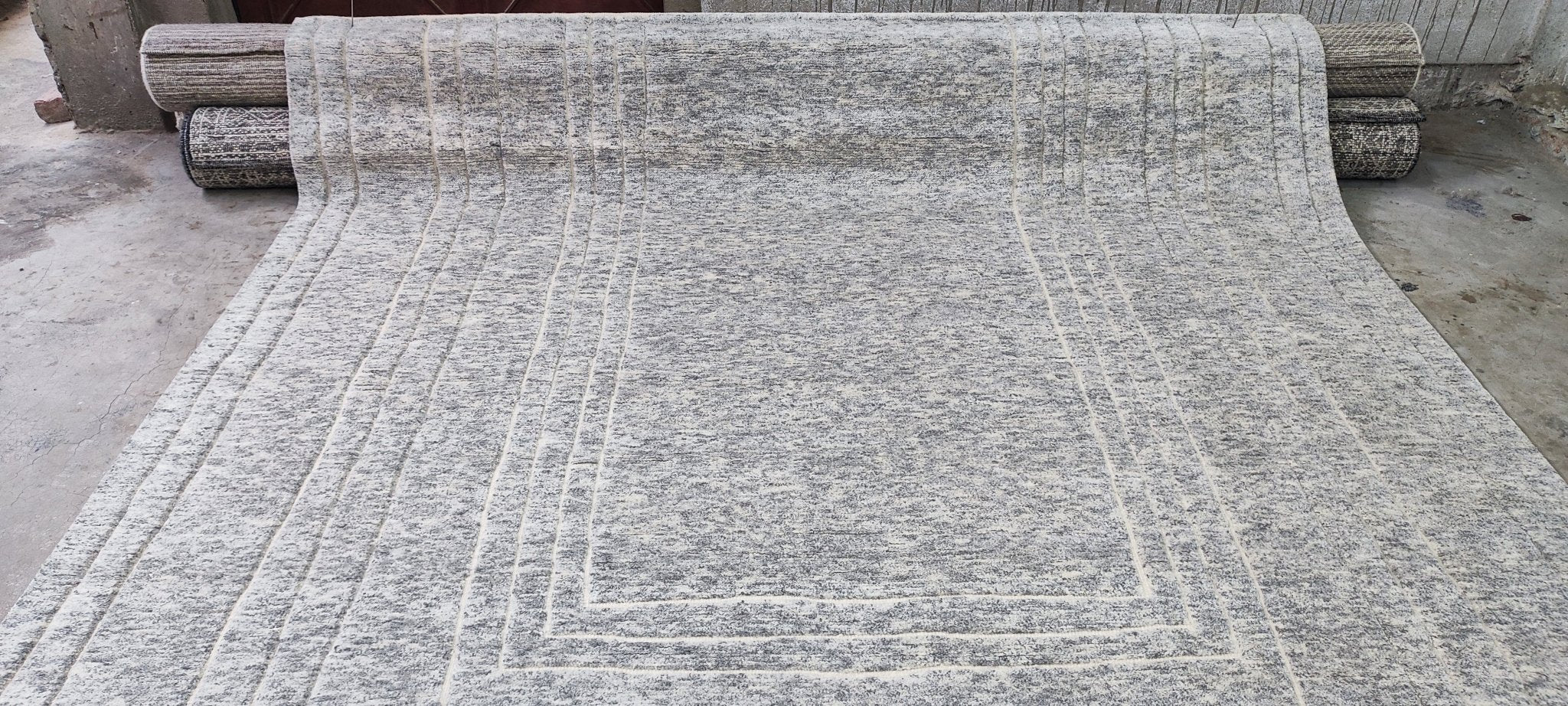 Ron 8.3x9.9 Hand-Knotted Natural & Grey High Low | Banana Manor Rug Factory Outlet