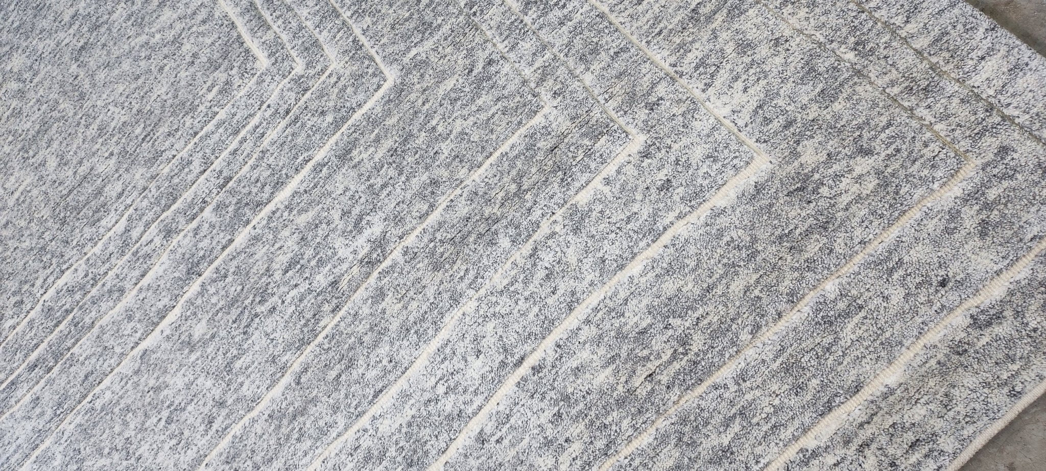 Ron 8.3x9.9 Hand-Knotted Natural & Grey High Low | Banana Manor Rug Factory Outlet