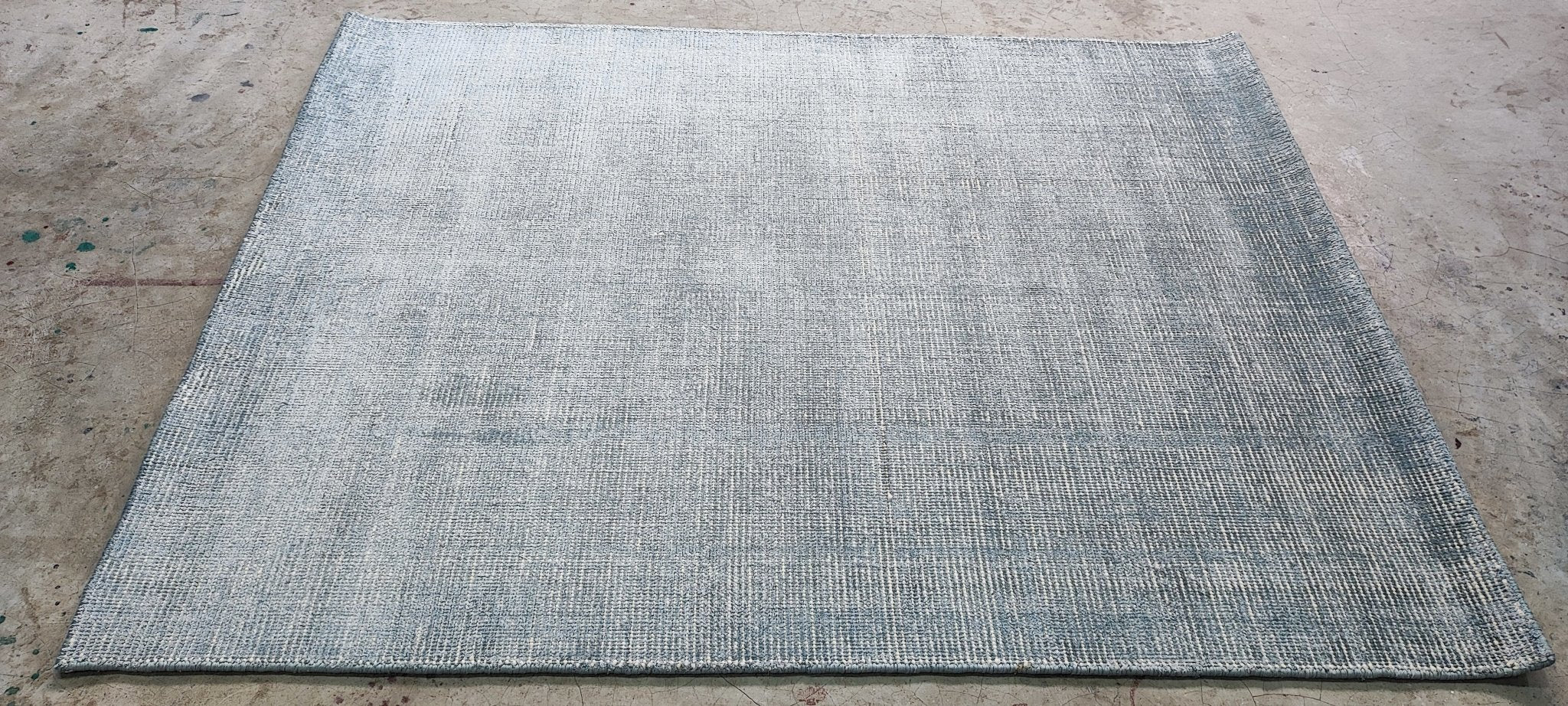 Rose Uniacke Light Blue Textured Hand-Knotted Rug 4.9x6 | Banana Manor Rug Company