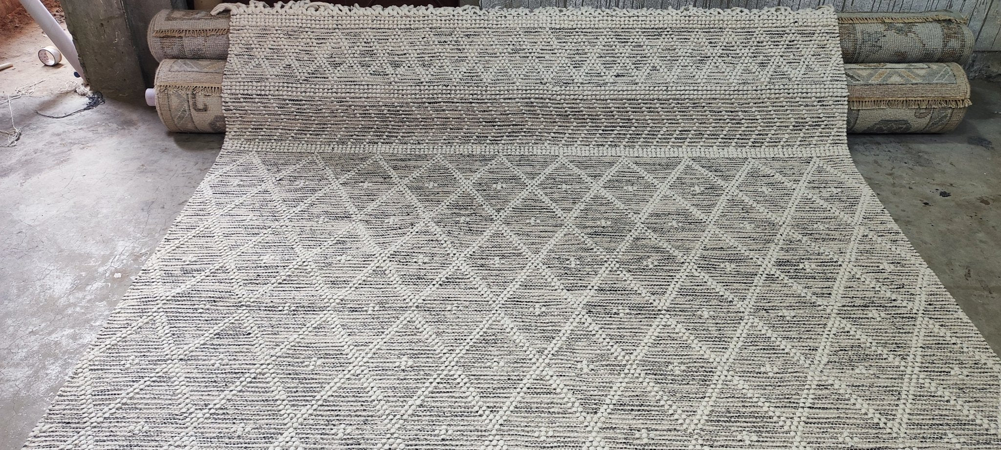 Royall Tyler Handwoven Wool Durrie Ivory Grey Geometrical 7.6x9.6 | Banana Manor Rug Company