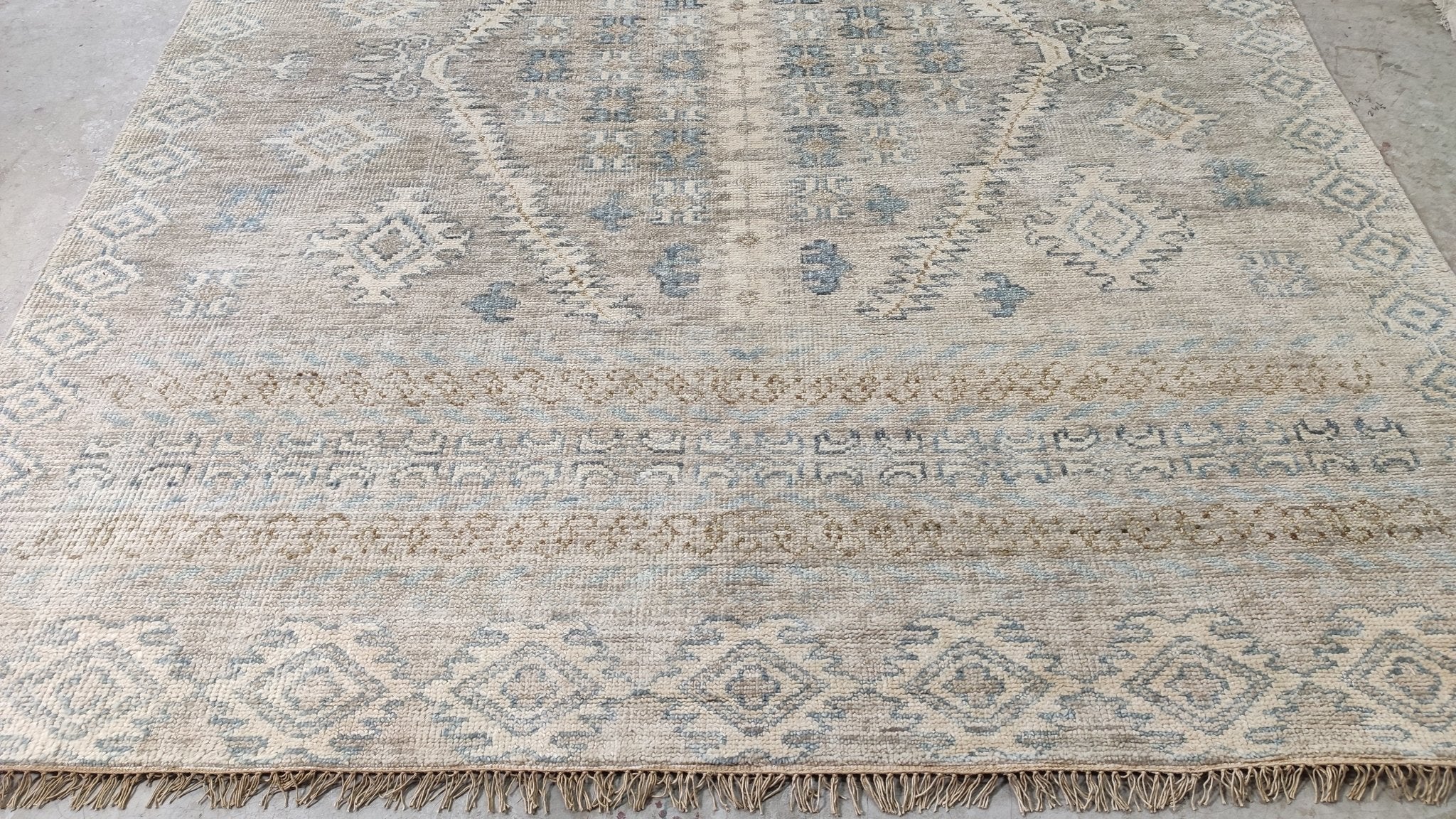 Sadie 8x10 Grey and Silver Hand-Knotted Oushak Rug | Banana Manor Rug Company