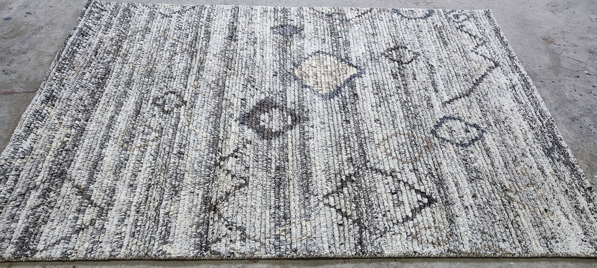 Sam 4.3x6.3 Hand-Knotted Natural Cut Pile | Banana Manor Rug Factory Outlet