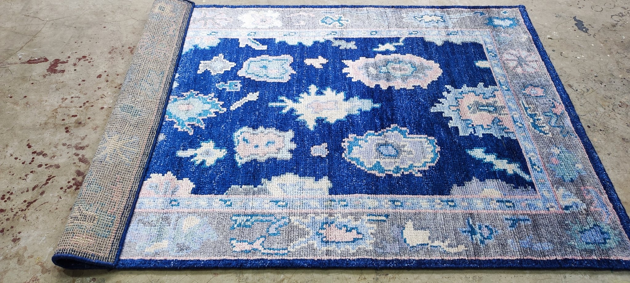 Saskia 4x6 Medium Blue Oushak | Banana Manor Rug Factory Outlet