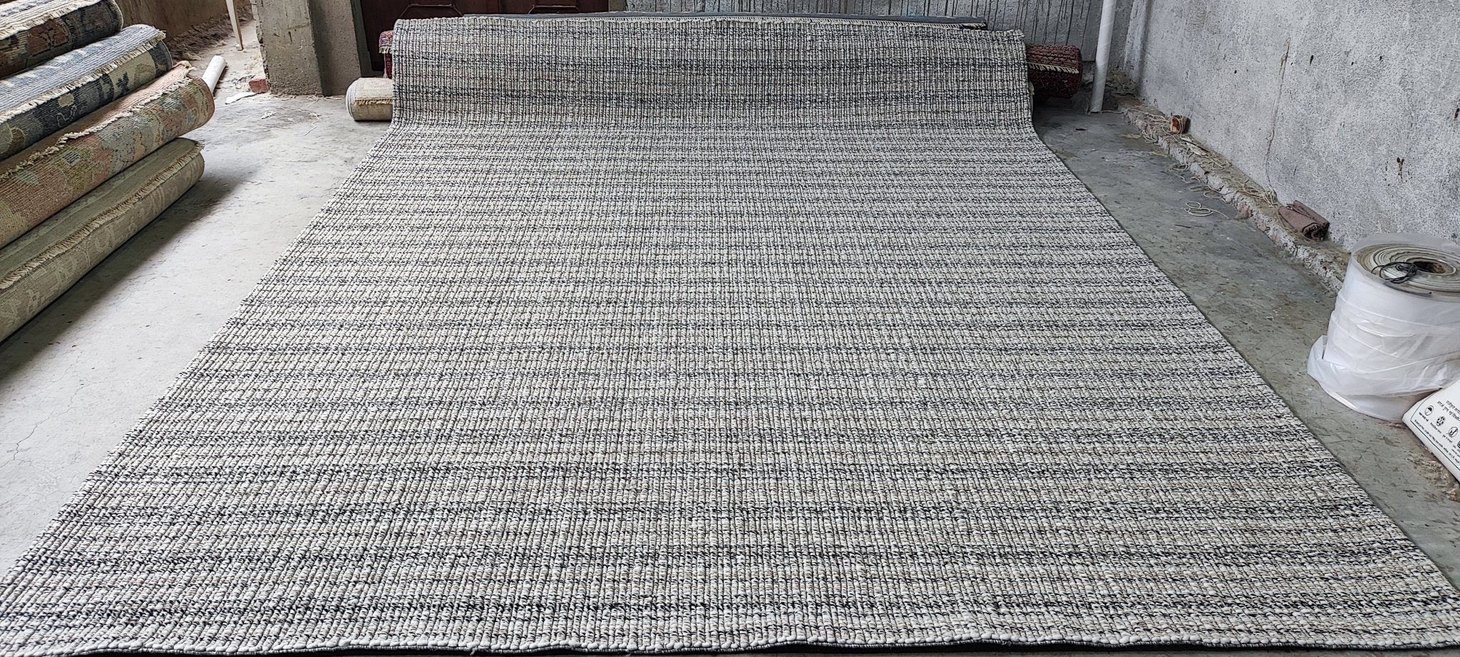 Saturn 9x12 Handwoven Natural Grey Mix | Banana Manor Rug Factory Outlet