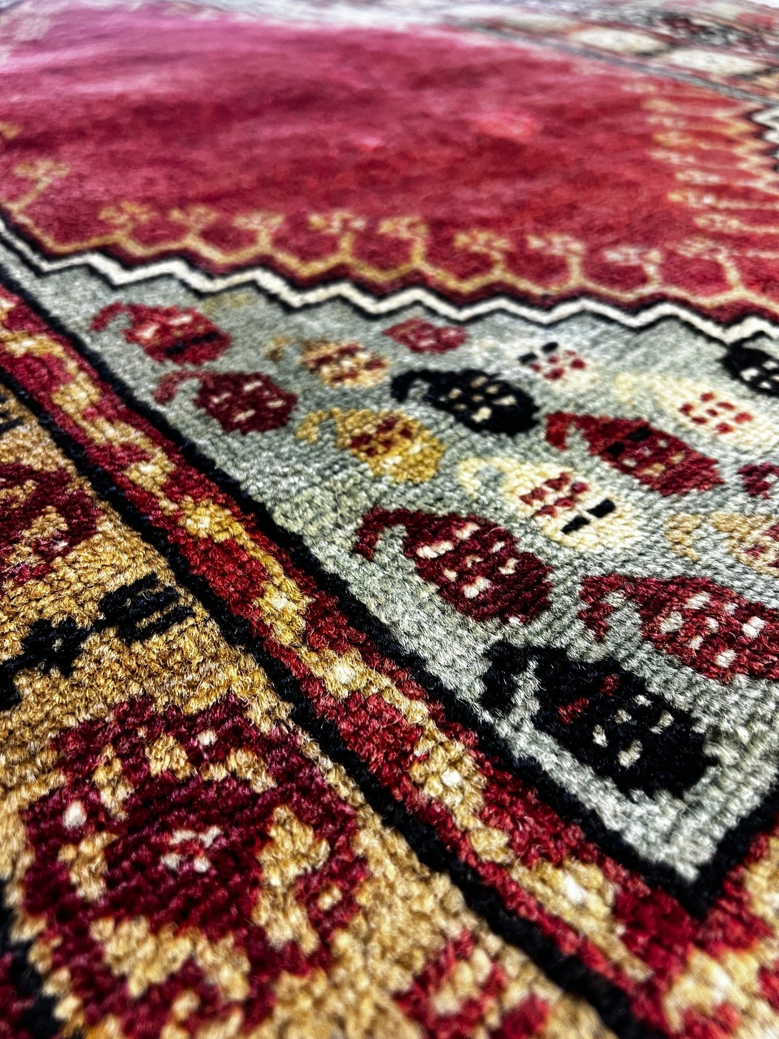 Sedef 3.5x5.5 Turkish Vintage Red and Green Rug | Banana Manor Rug Factory Outlet