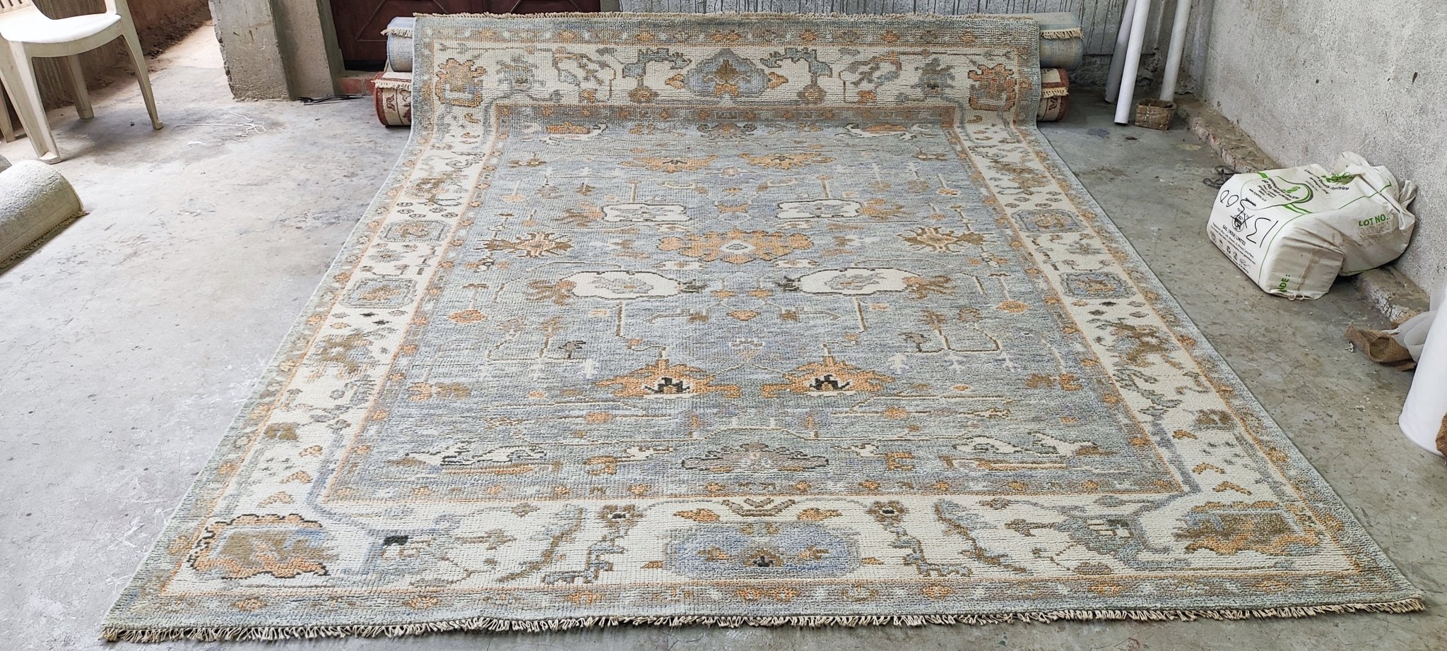 Serena 8x10 Tan & Ivory Oushak | Banana Manor Rug Factory Outlet