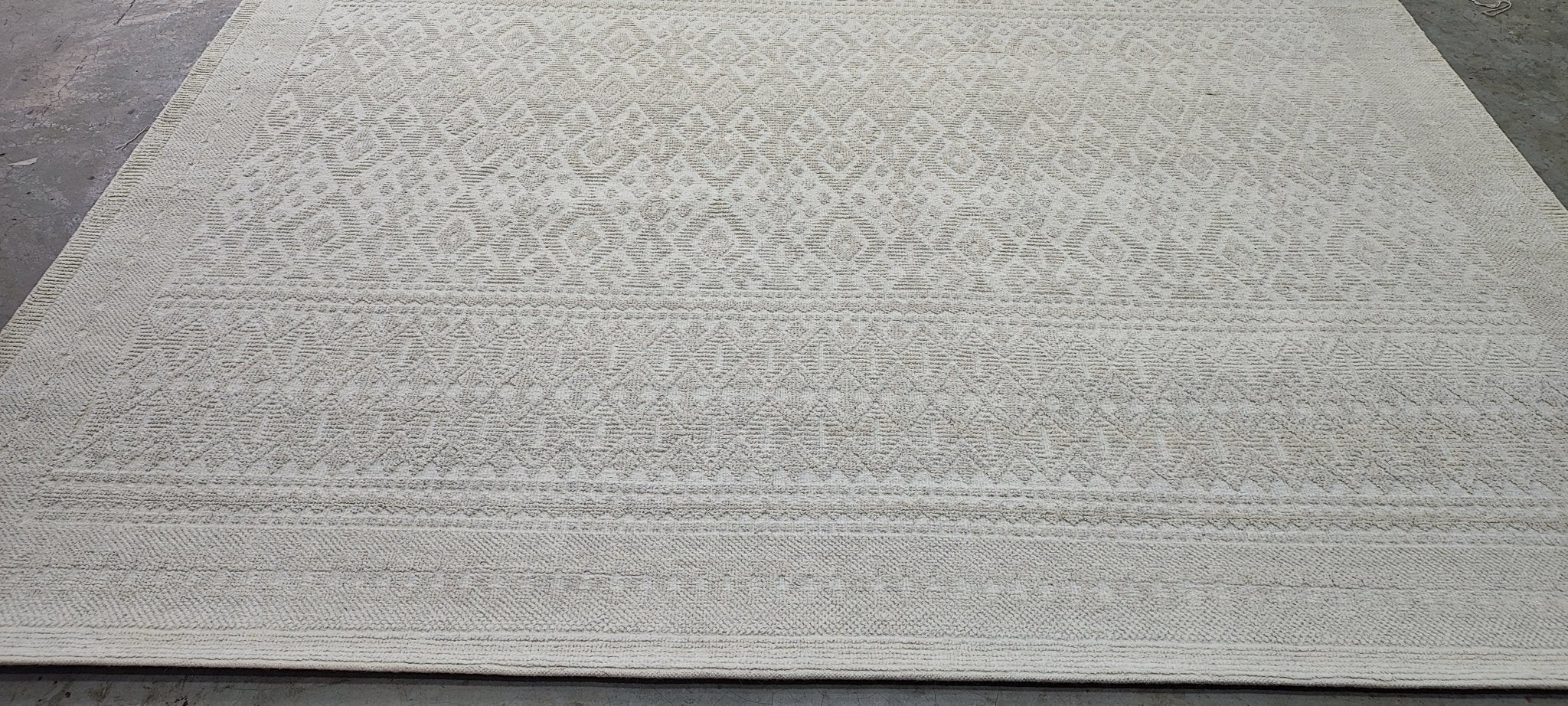 Sergey Bezrukov Hand-Knotted Modern Rug Ivory High-Low 9x12 | Banana Manor Rug Company