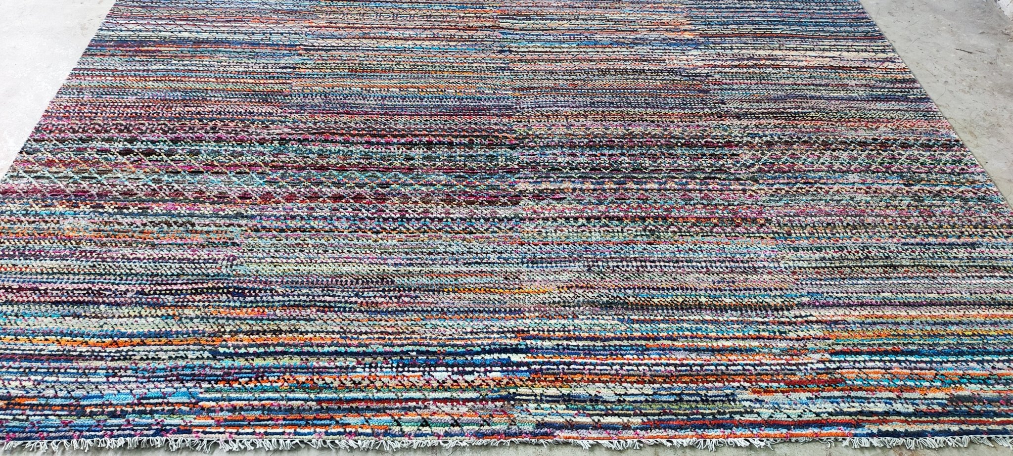 Shania 8x10 Hand Knotted Multi Color | Banana Manor Rug Factory Outlet