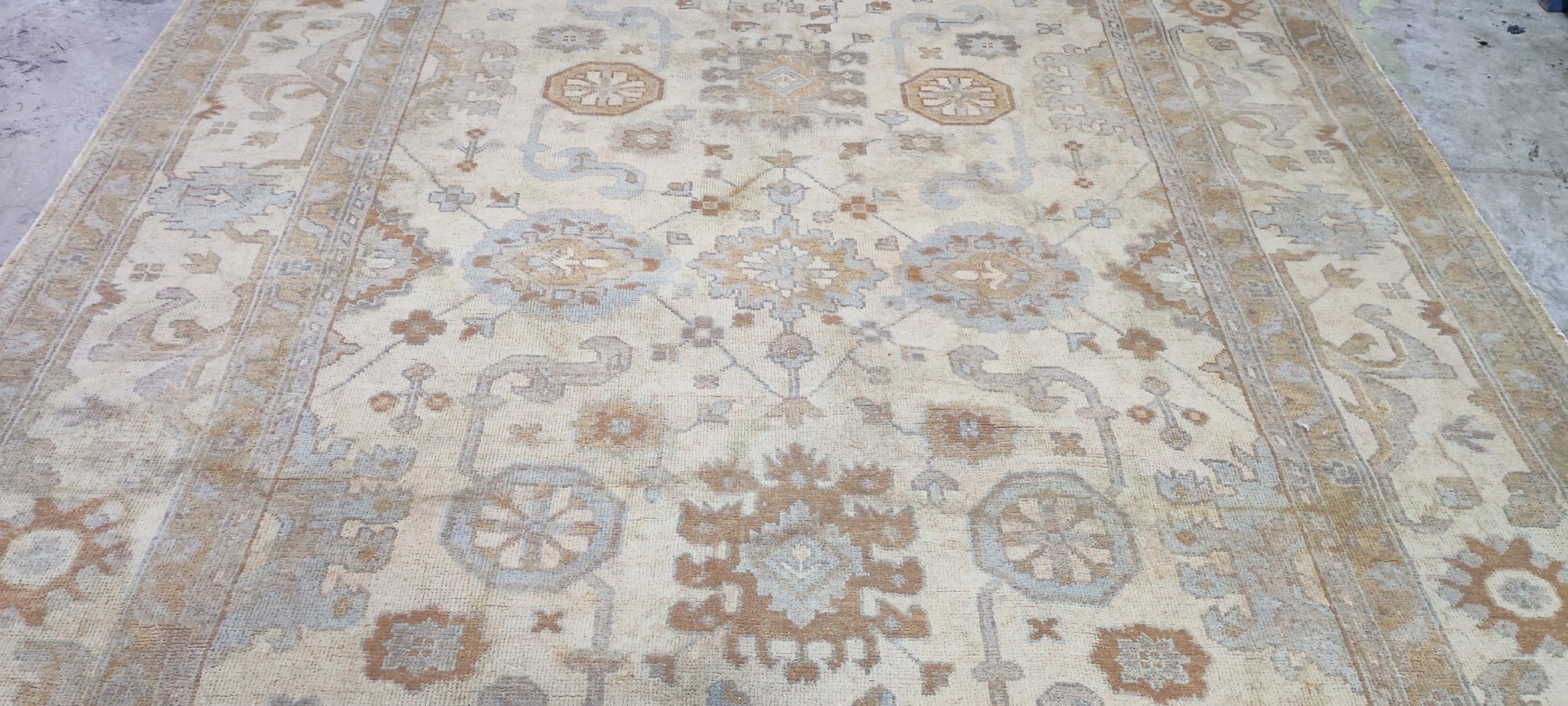 Shannon Bowers Beige Hand-Knotted Oushak Rug 8x10 | Banana Manor Rug Company