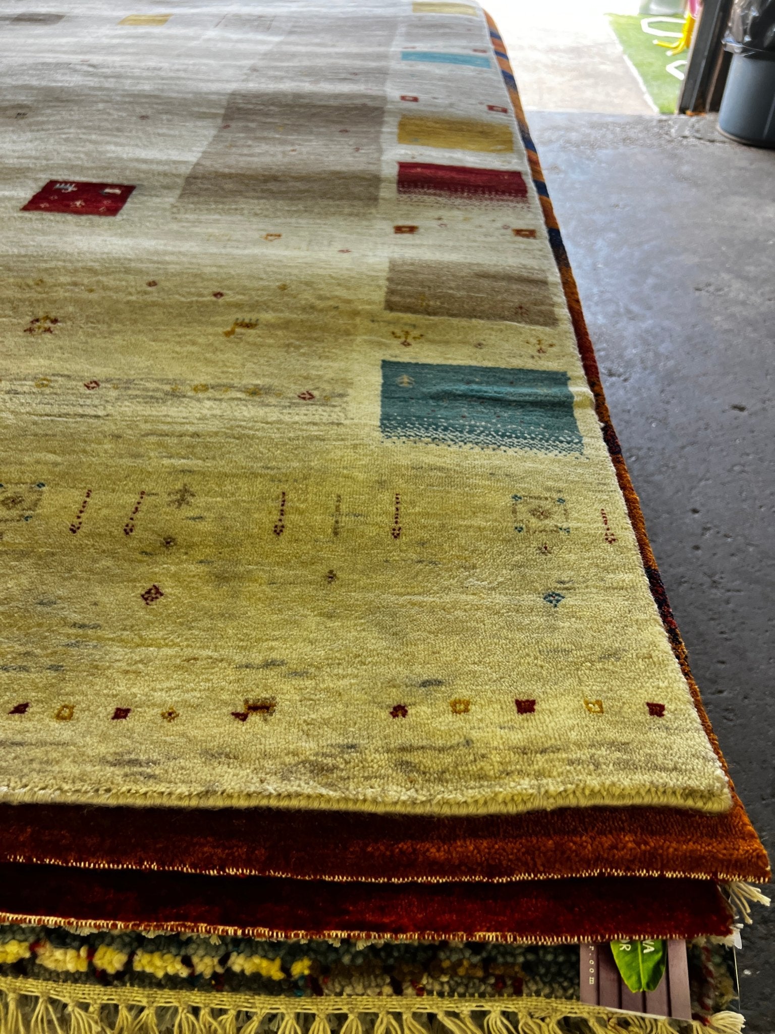 Sheila E. 6.6x10 Hand Knotted Beige Lori Buff | Banana Manor Rug Factory Outlet