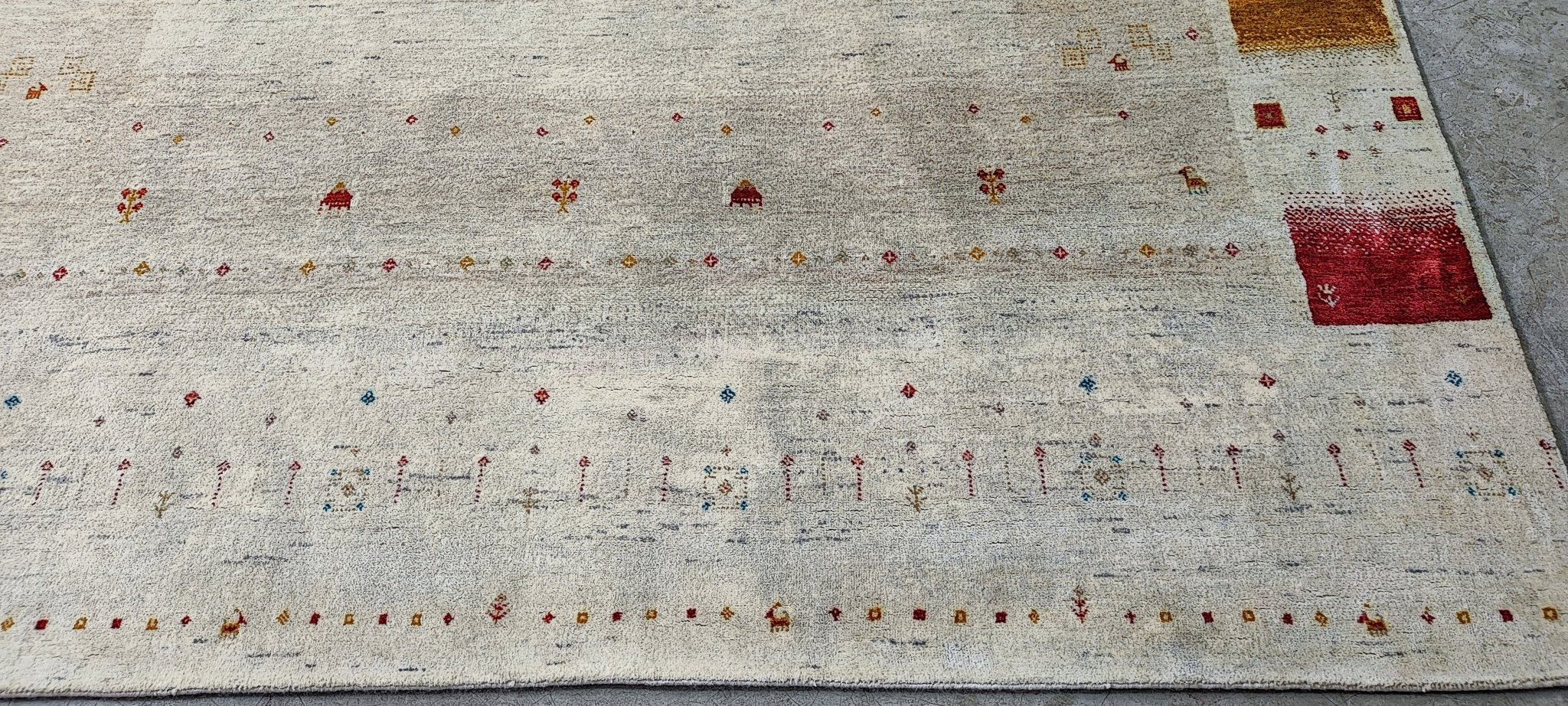 Sheila E. 6.6x10 Hand Knotted Beige Lori Buff | Banana Manor Rug Factory Outlet