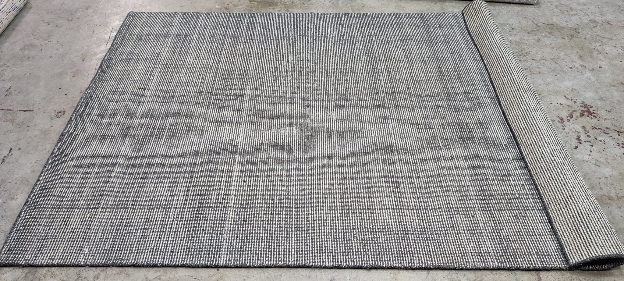 Sherry Hayslip Med Grey Hand-Knotted Textured Rug 5.3x7.3 | Banana Manor Rug Company