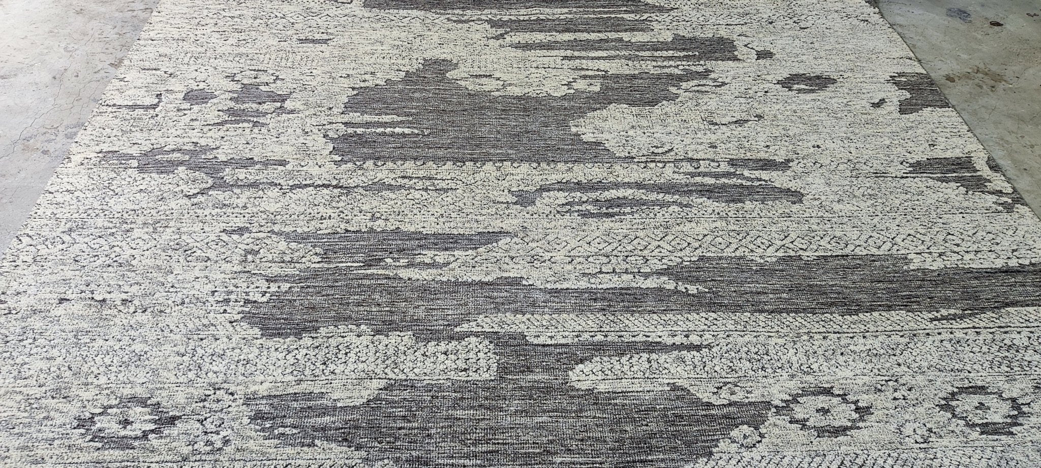 Shigeo 8.3x10 Hand-Knotted Natural & Grey High Low | Banana Manor Rug Factory Outlet
