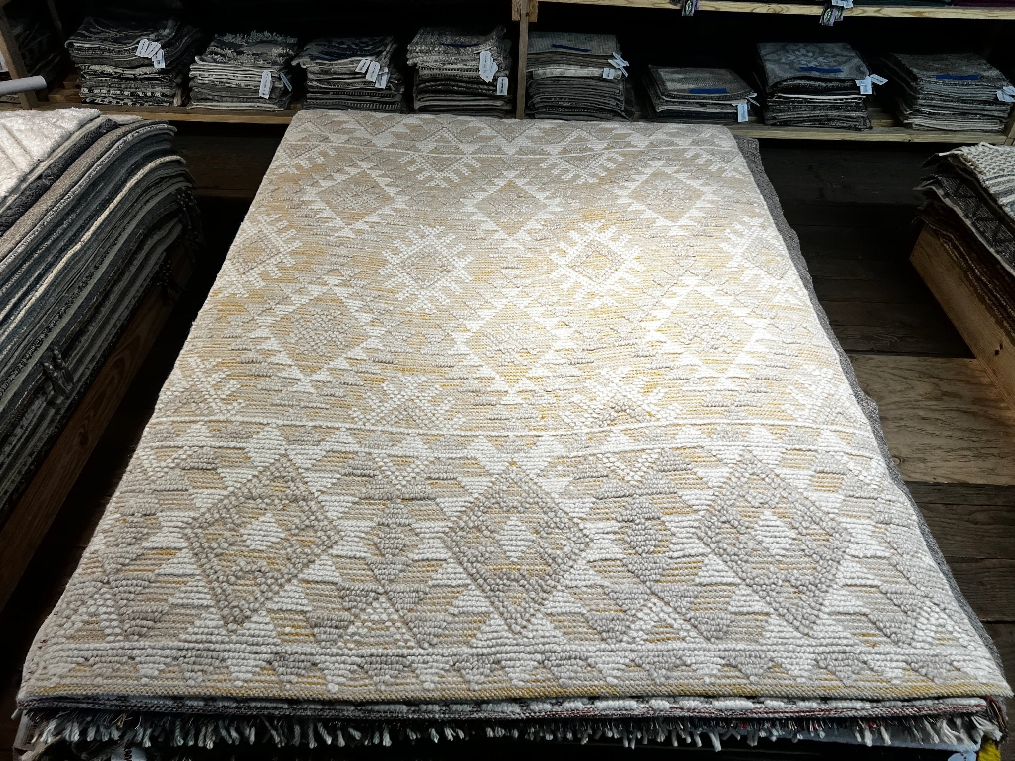 Sidney's Saloon 5.3x8.3 Handwoven Ivory & Grey Loop | Banana Manor Rug Factory Outlet