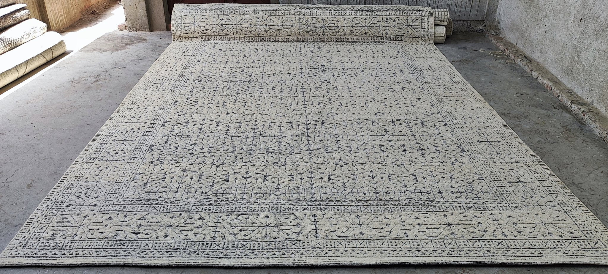 Silva 8.9x12 Hand-Knotted Ivory & Grey Modern | Banana Manor Rug Factory Outlet