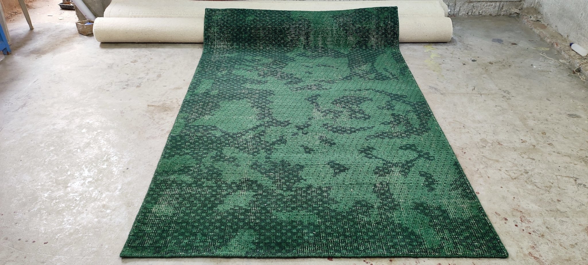 Simon Prast Hand-Knotted Modern Green Abstract 5x8 | Banana Manor Rug Company