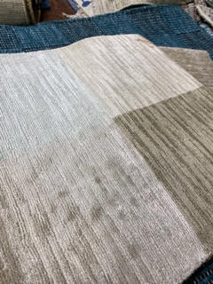 Spiffy Square Motif Handwoven 9x12 Viscose Rug | Banana Manor Rug Factory Outlet