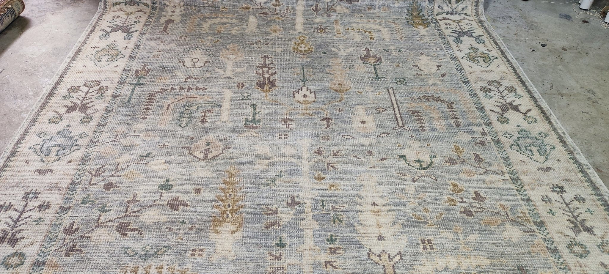 Stephanie Goto Light Grey and Ivory Hand-Knotted Oushak Rug 8x10 | Banana Manor Rug Company