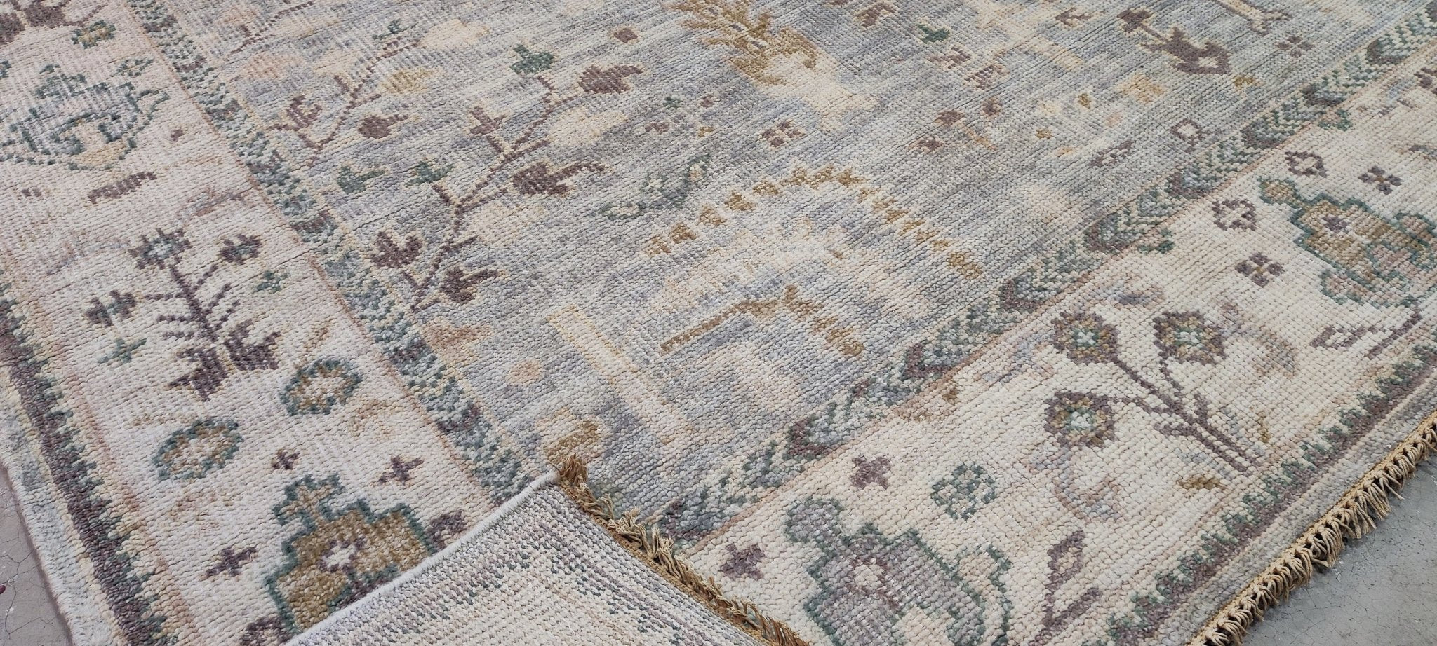 Stephanie Goto Light Grey and Ivory Hand-Knotted Oushak Rug 8x10 | Banana Manor Rug Company