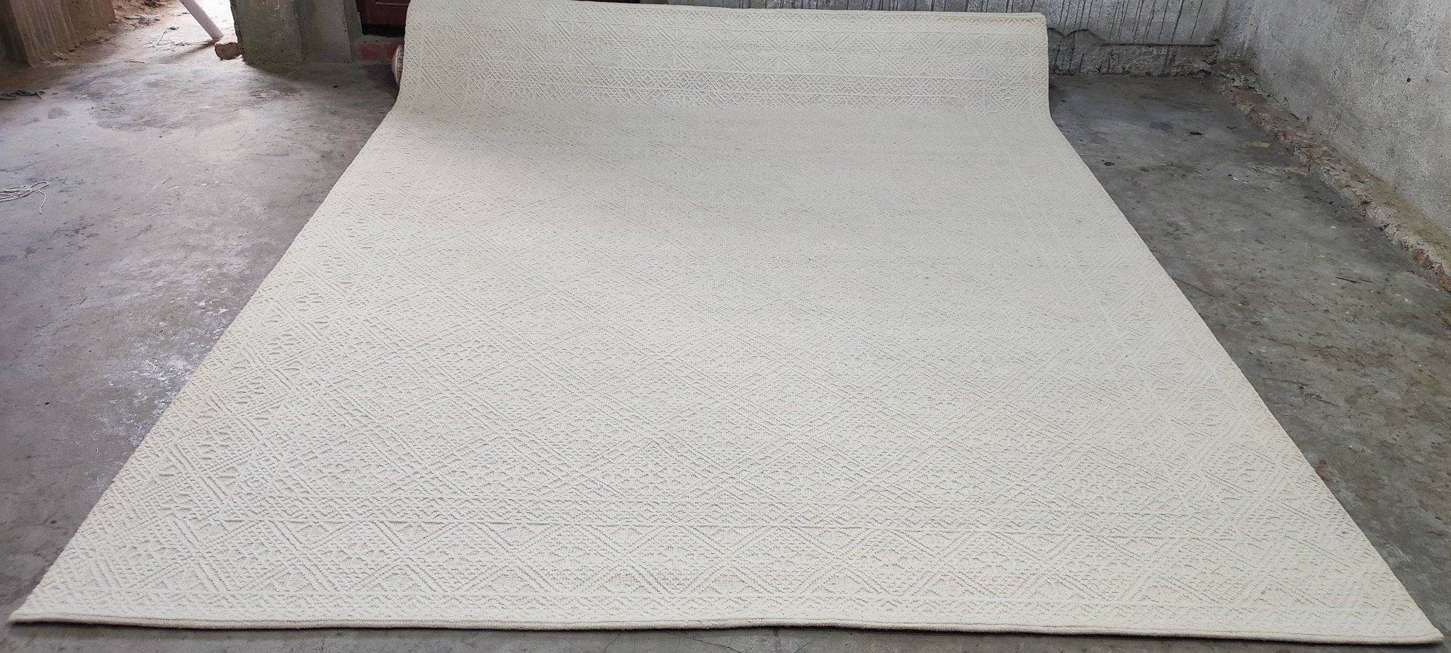 Stephen 8x9.9 Hand-Knotted Ivory Modern | Banana Manor Rug Factory Outlet