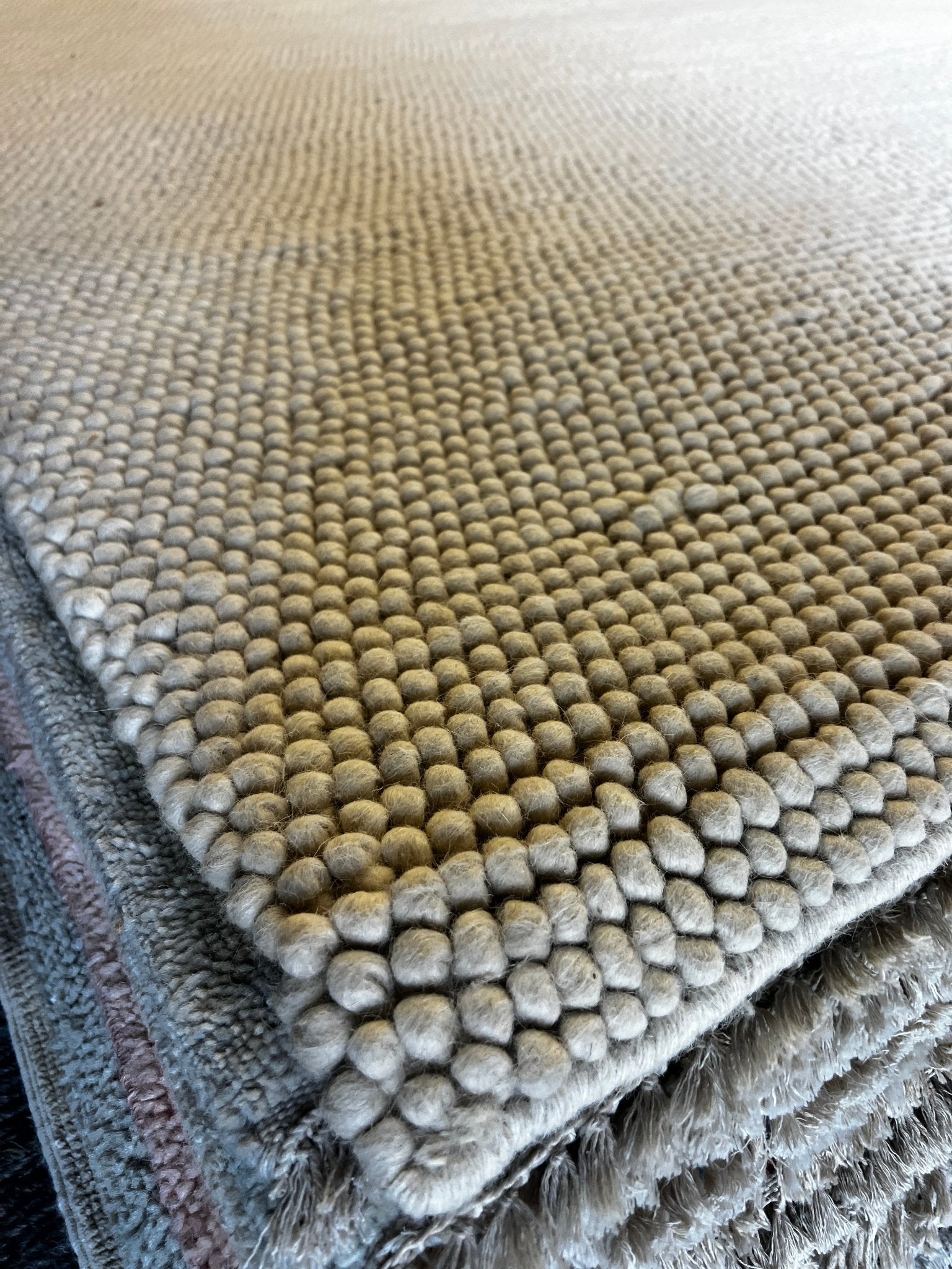 Susanna Thunder 10x13.6 Handwoven Wool Durrie Natural Ivory Loop Ball | Banana Manor Rug Factory Outlet