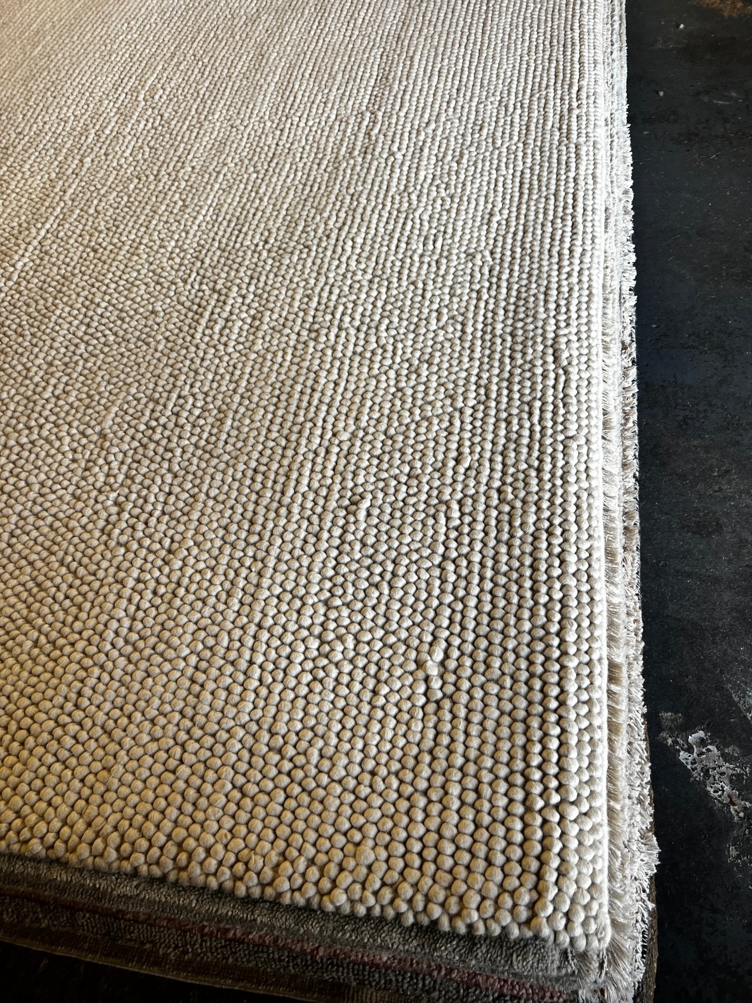 Susanna Thunder 10x13.6 Handwoven Wool Durrie Natural Ivory Loop Ball | Banana Manor Rug Factory Outlet