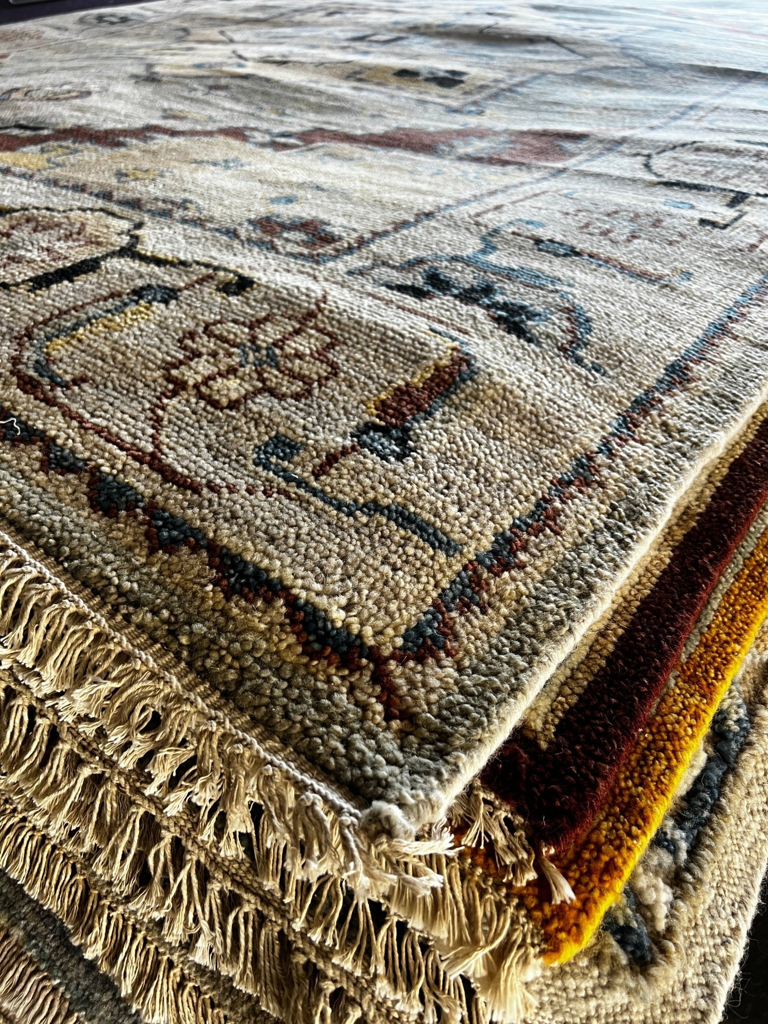 Suzanne Rheinstein 8x10 Grey and Beige Hand-Knotted Oriental Rug | Banana Manor Rug Factory Outlet