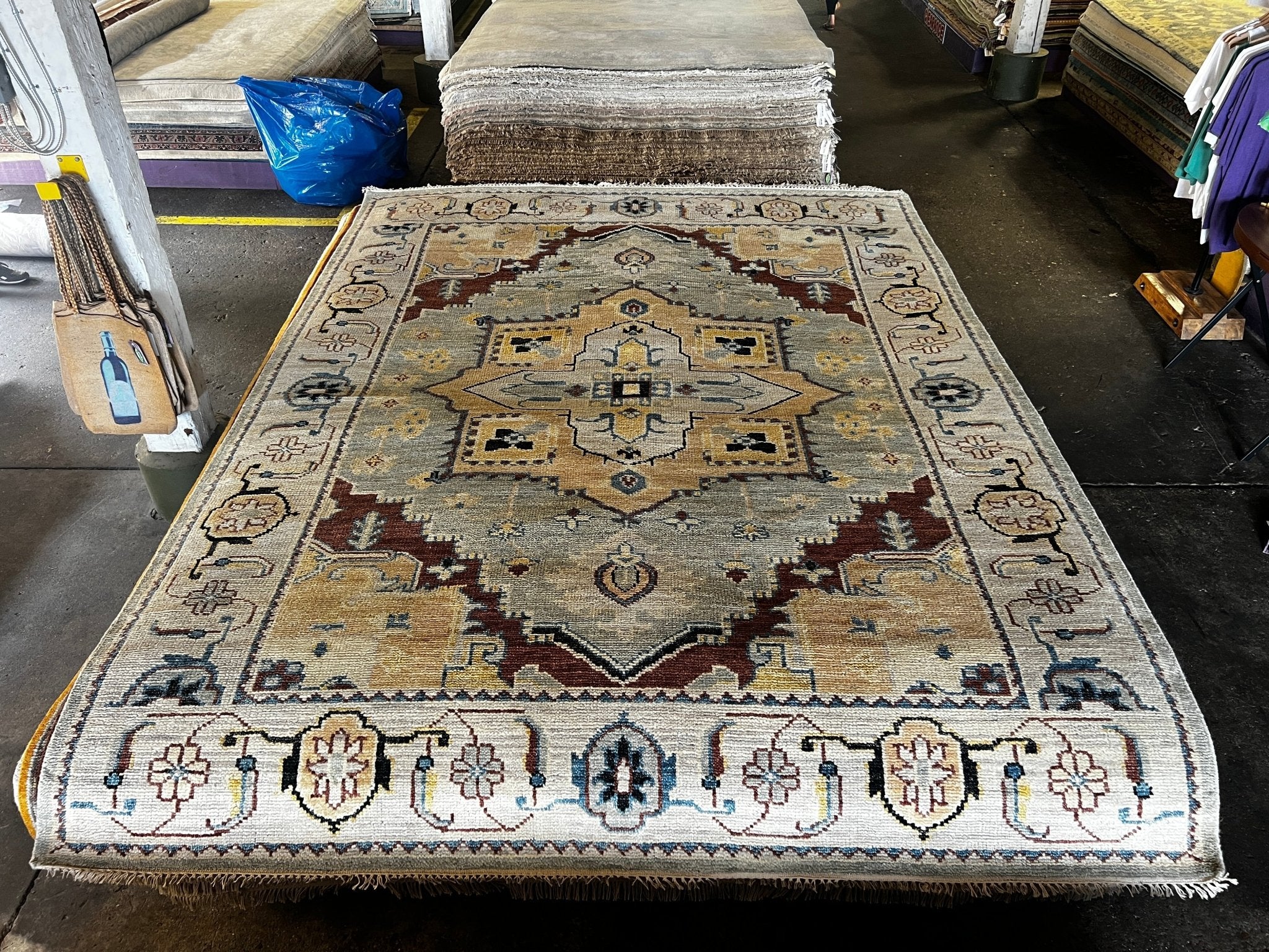 Suzanne Rheinstein 8x10 Grey and Beige Hand-Knotted Oriental Rug | Banana Manor Rug Factory Outlet
