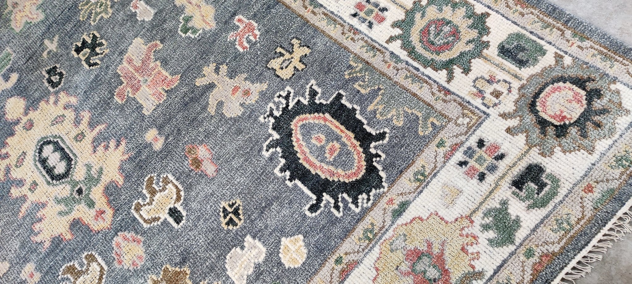 Suzanne Tucker Grey and Ivory Hand-Knotted Oushak Rug 8x10.3 | Banana Manor Rug Company