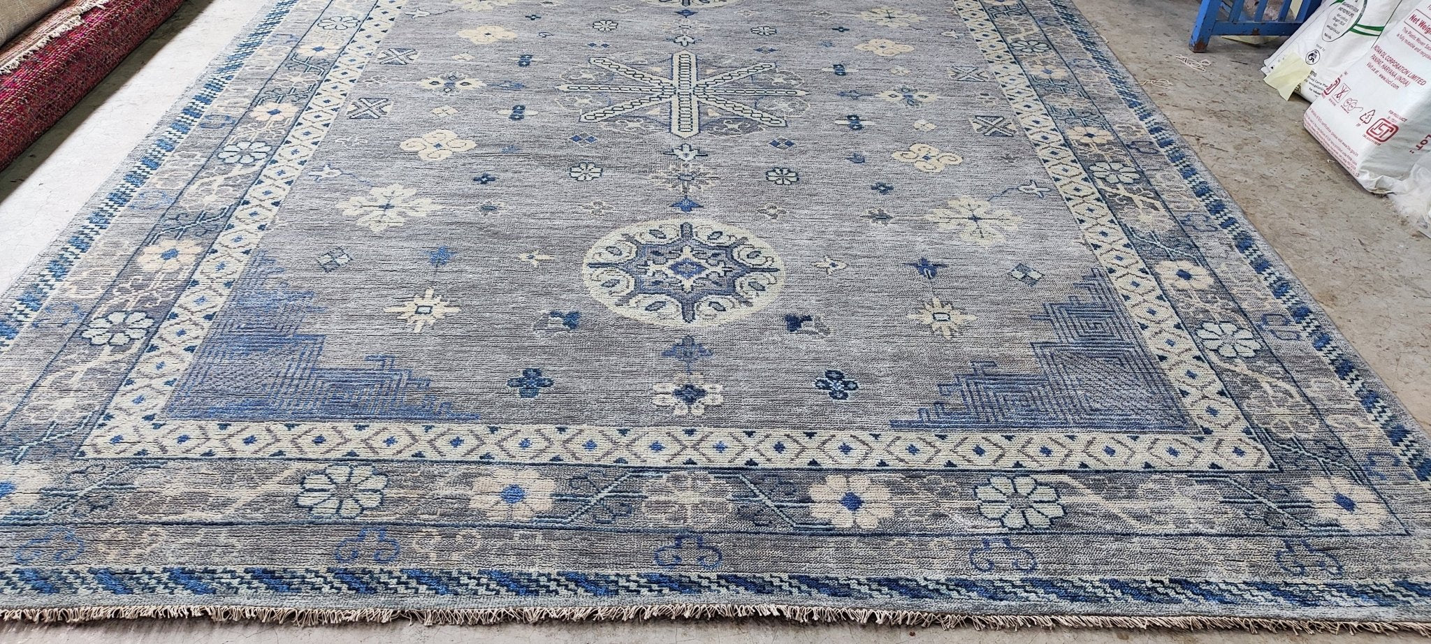 Sydne 9x12.6 Hand-Knotted Grey & Blue Oriental | Banana Manor Rug Factory Outlet