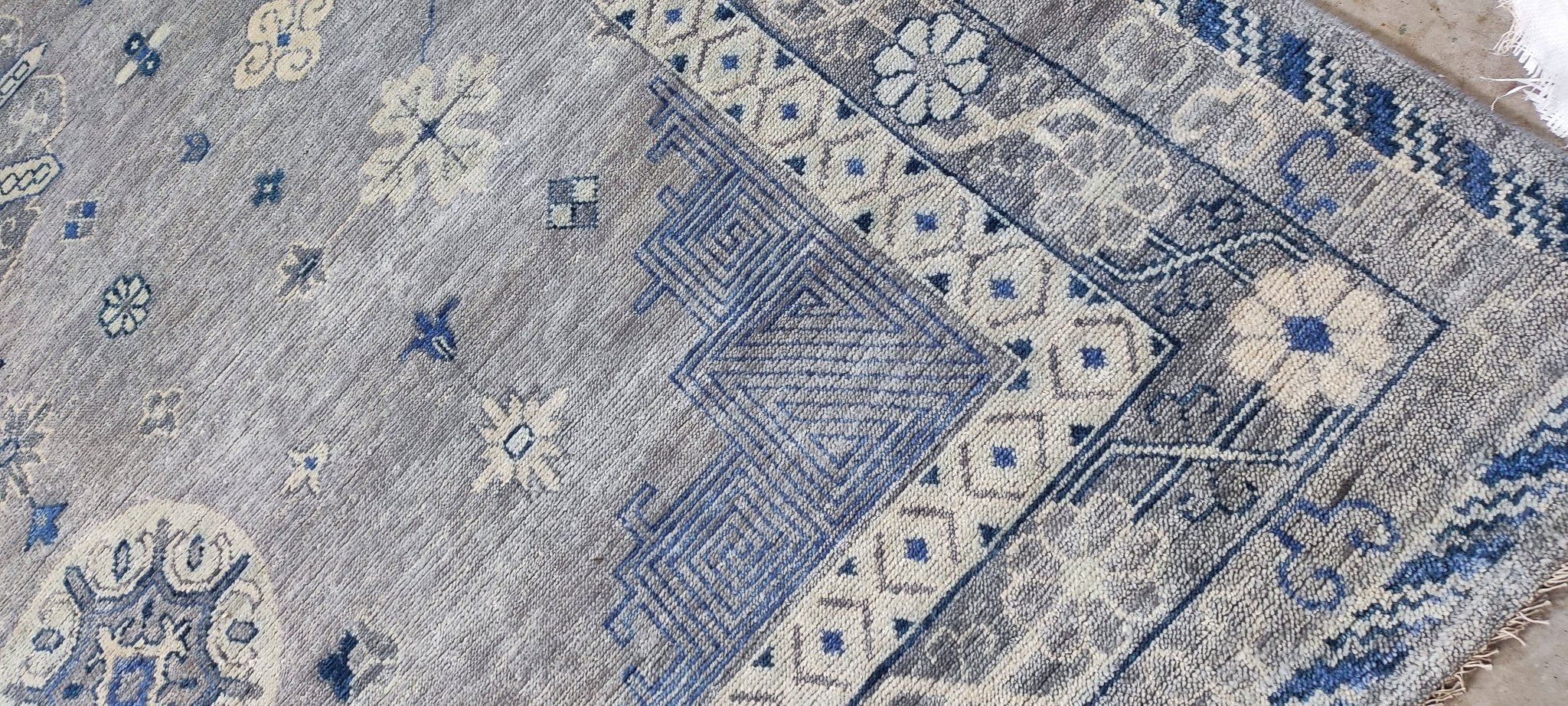 Sydne 9x12.6 Hand-Knotted Grey & Blue Oriental | Banana Manor Rug Factory Outlet