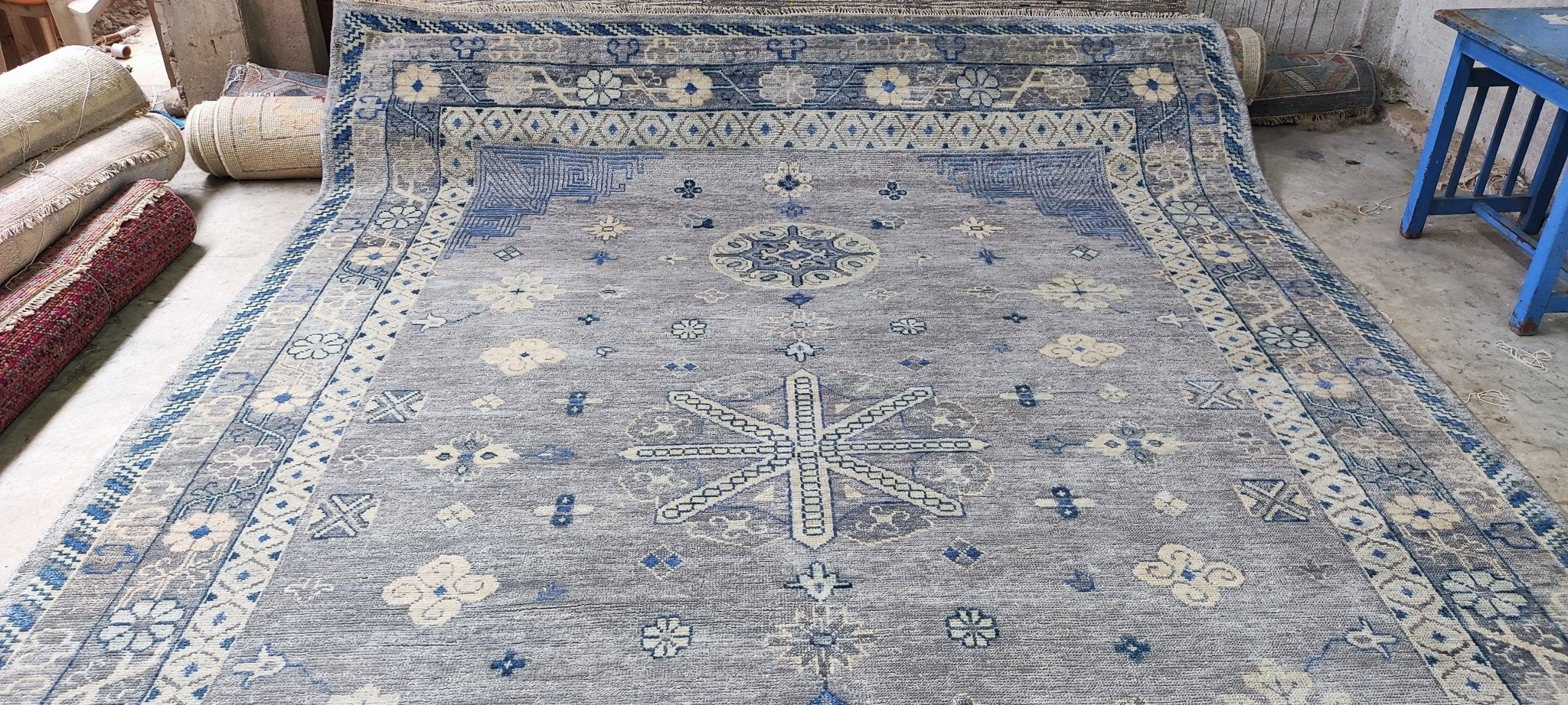 Sydne 9x12.6 Hand-Knotted Grey & Blue Oriental | Banana Manor Rug Factory Outlet