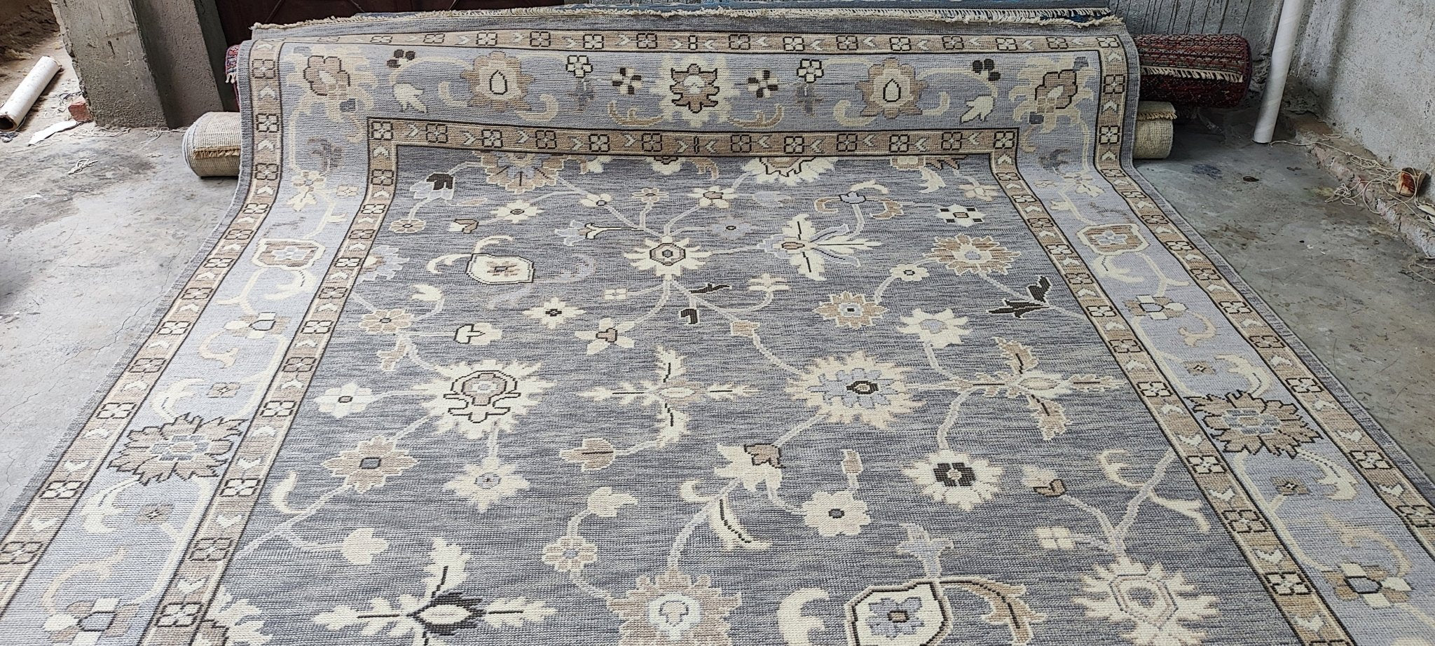 Tash 9x11.6 Hand Knotted Grey & Silver Turkish Oushak | Banana Manor Rug Factory Outlet