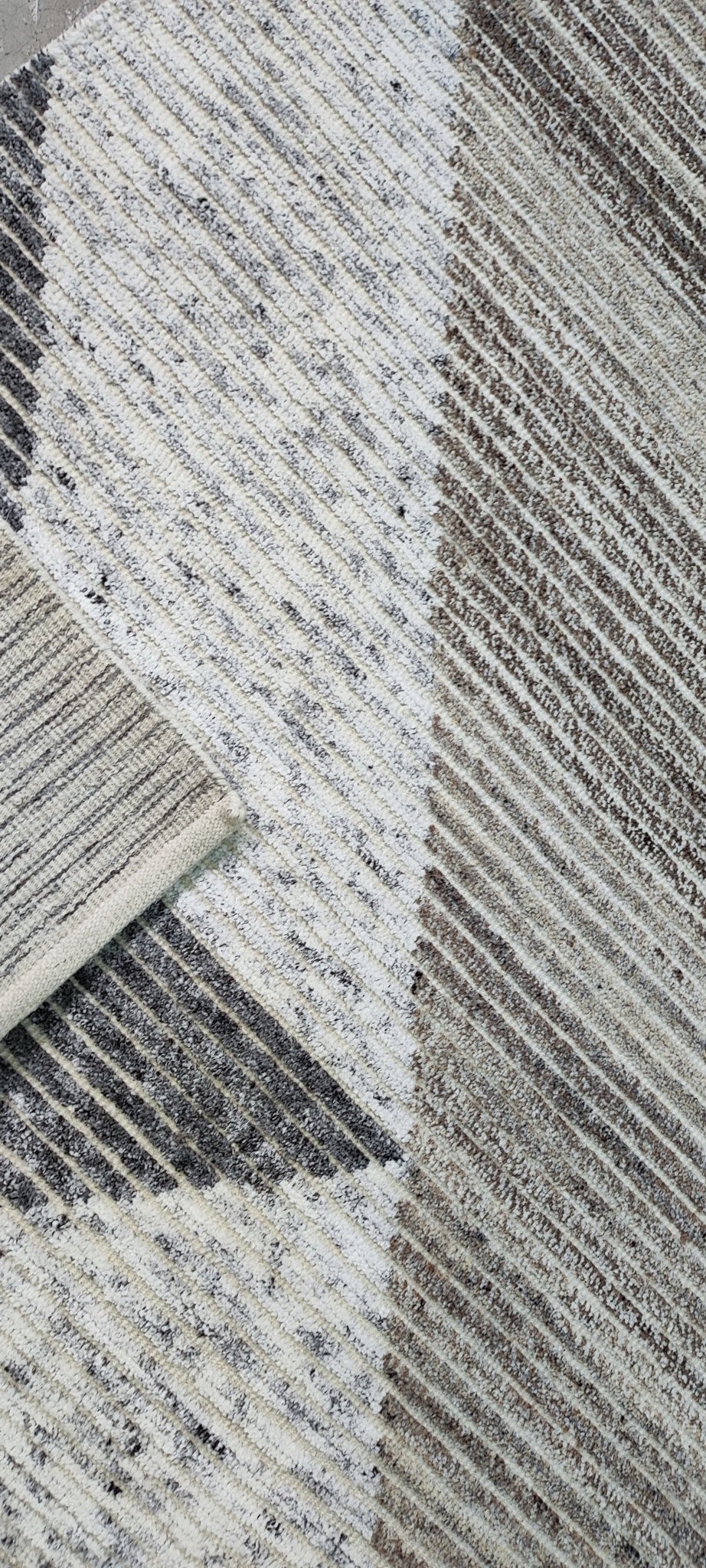 Telly Savalas Hand-Knotted Multi-Color Modern (Multiple Sizes) | Banana Manor Rug Factory Outlet