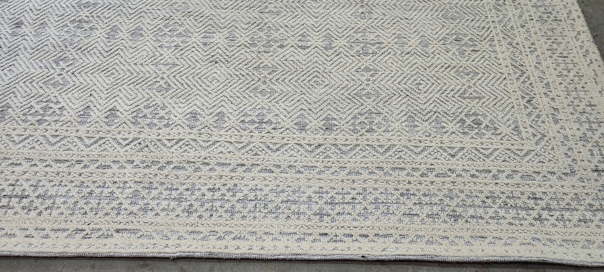 Terence 9x12 Hand-Knotted Ivory & Grey Modern | Banana Manor Rug Factory Outlet