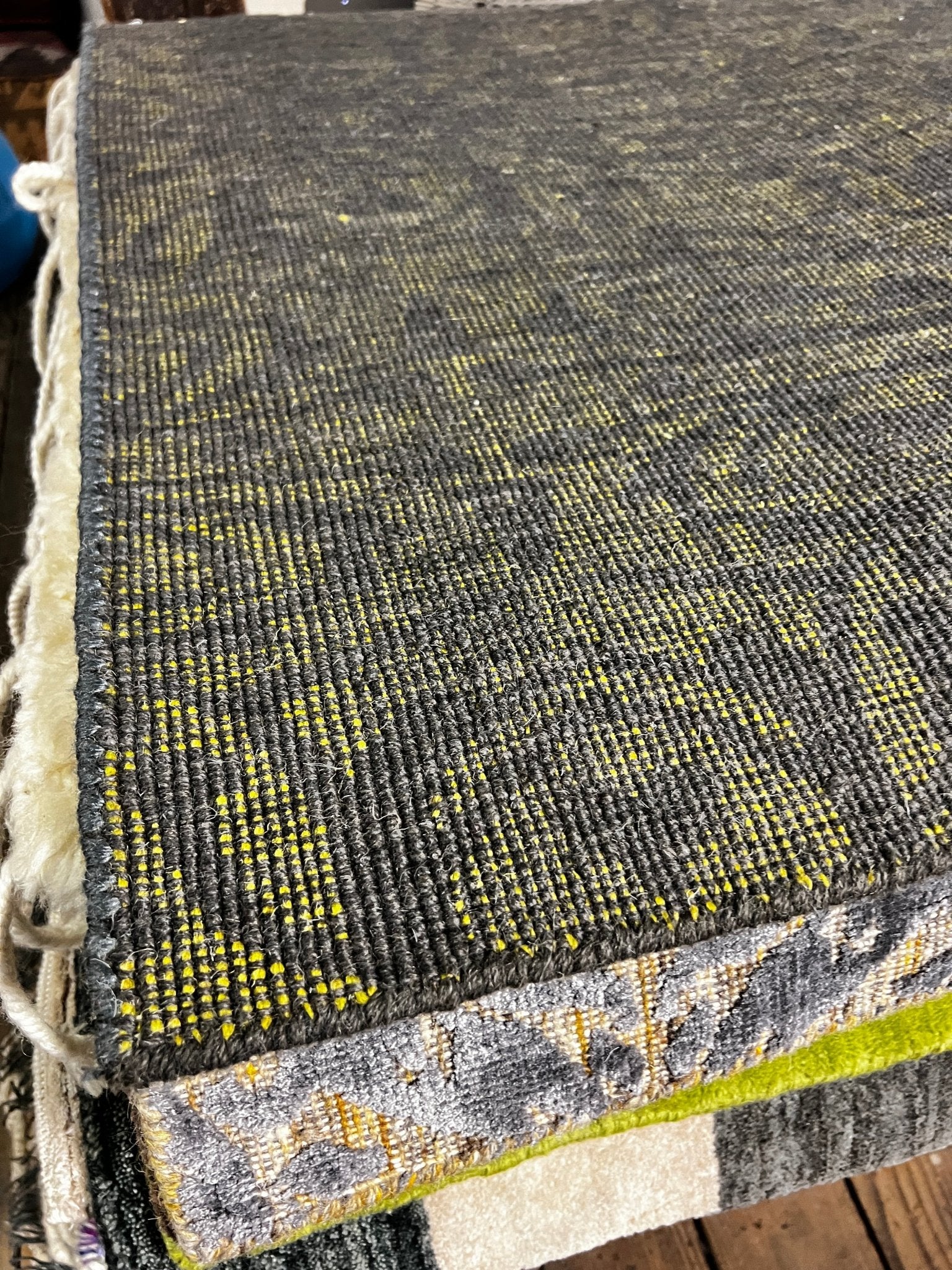 The Dennis System 3x6 Green Jacquard Rug | Banana Manor Rug Factory Outlet