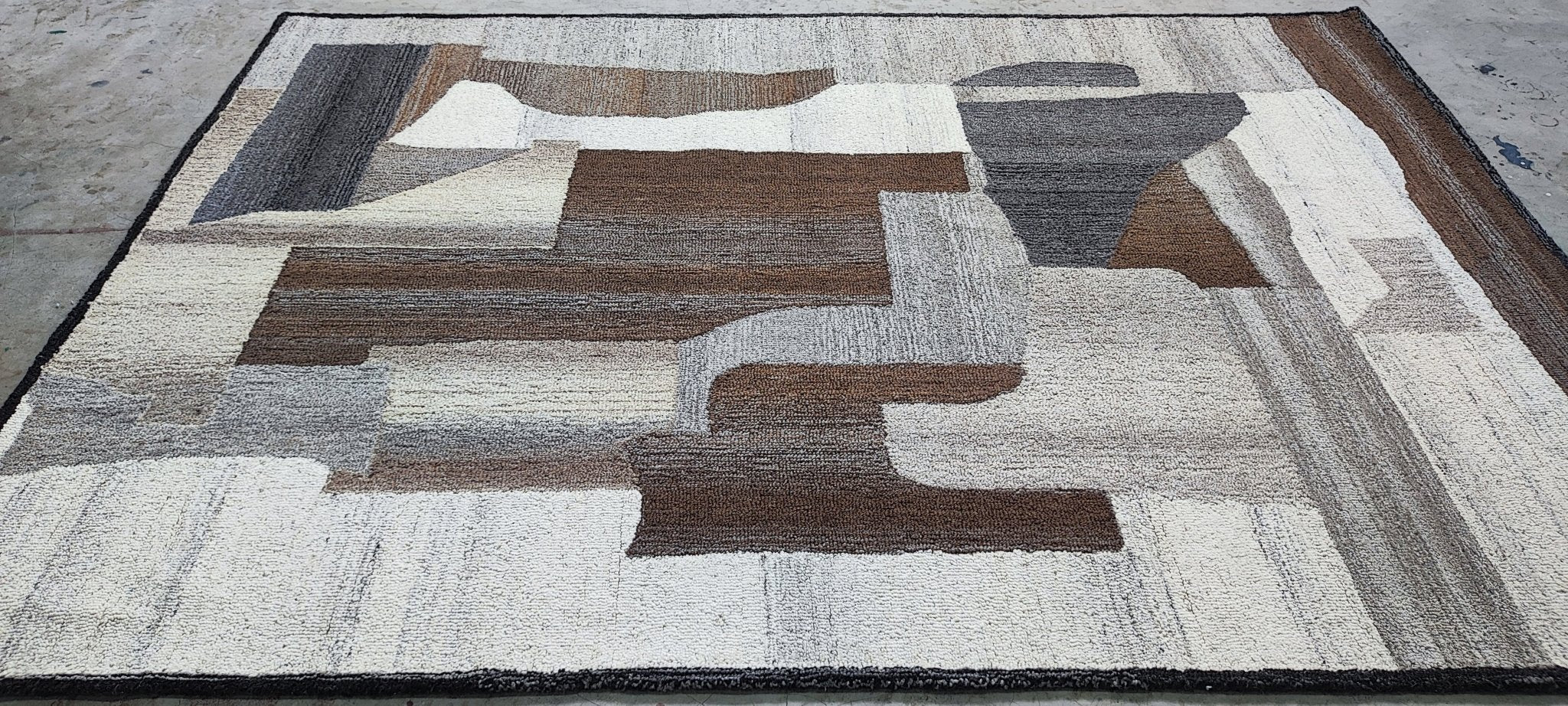 The Hangar 5.3x7.6 Hand-Tufted Silver & Grey Modern Loop | Banana Manor Rug Factory Outlet