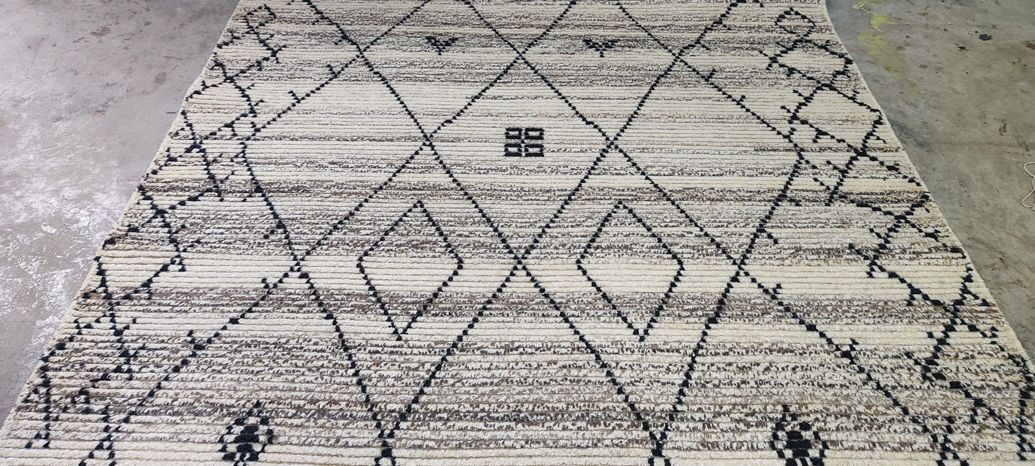 Tim Balme Hand-Knotted Modern Natural and Grey Berber 5.9X8.3 | Banana Manor Rug Company