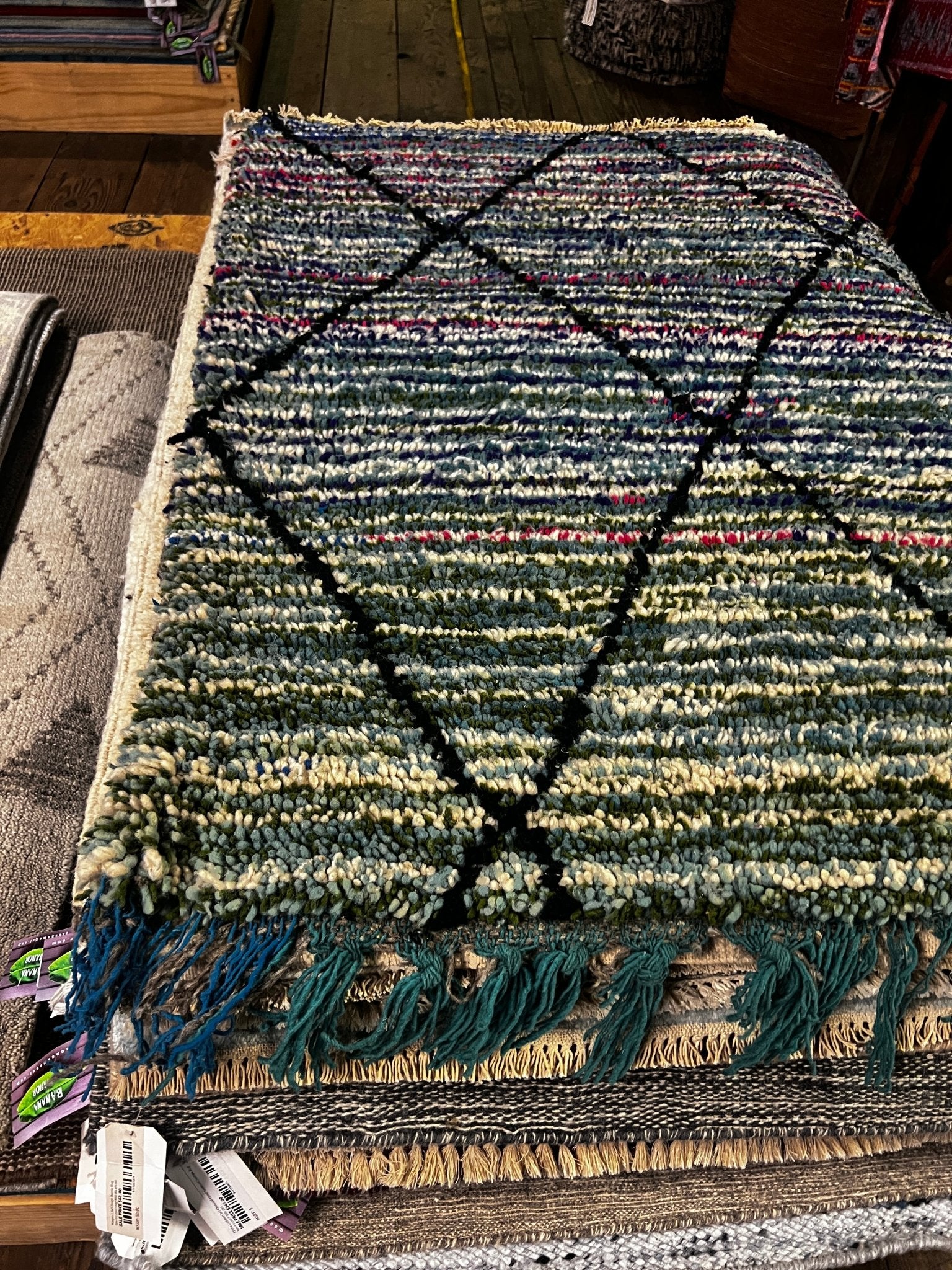 Trah Pattern Rug Unchained 3.5x4.5 Multi-Color Handwoven Moroccan Rug – Banana Manor Rug ...