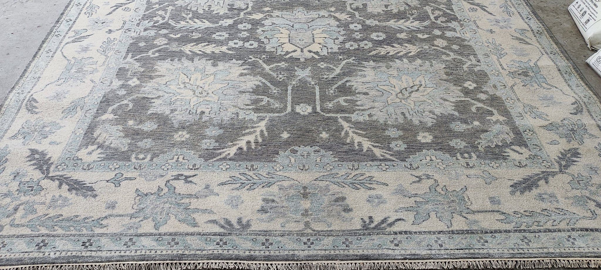 Valentina 9x12 Grey & Ivory Oushak | Banana Manor Rug Factory Outlet