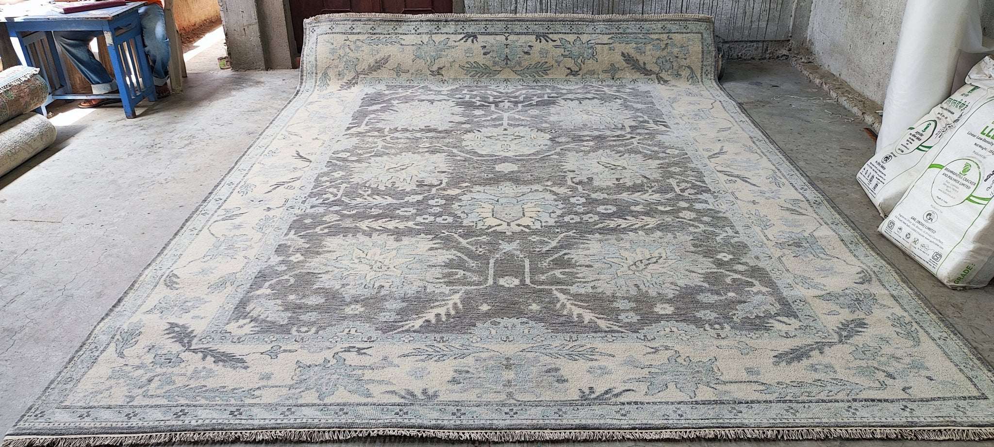 Valentina 9x12 Grey & Ivory Oushak | Banana Manor Rug Factory Outlet