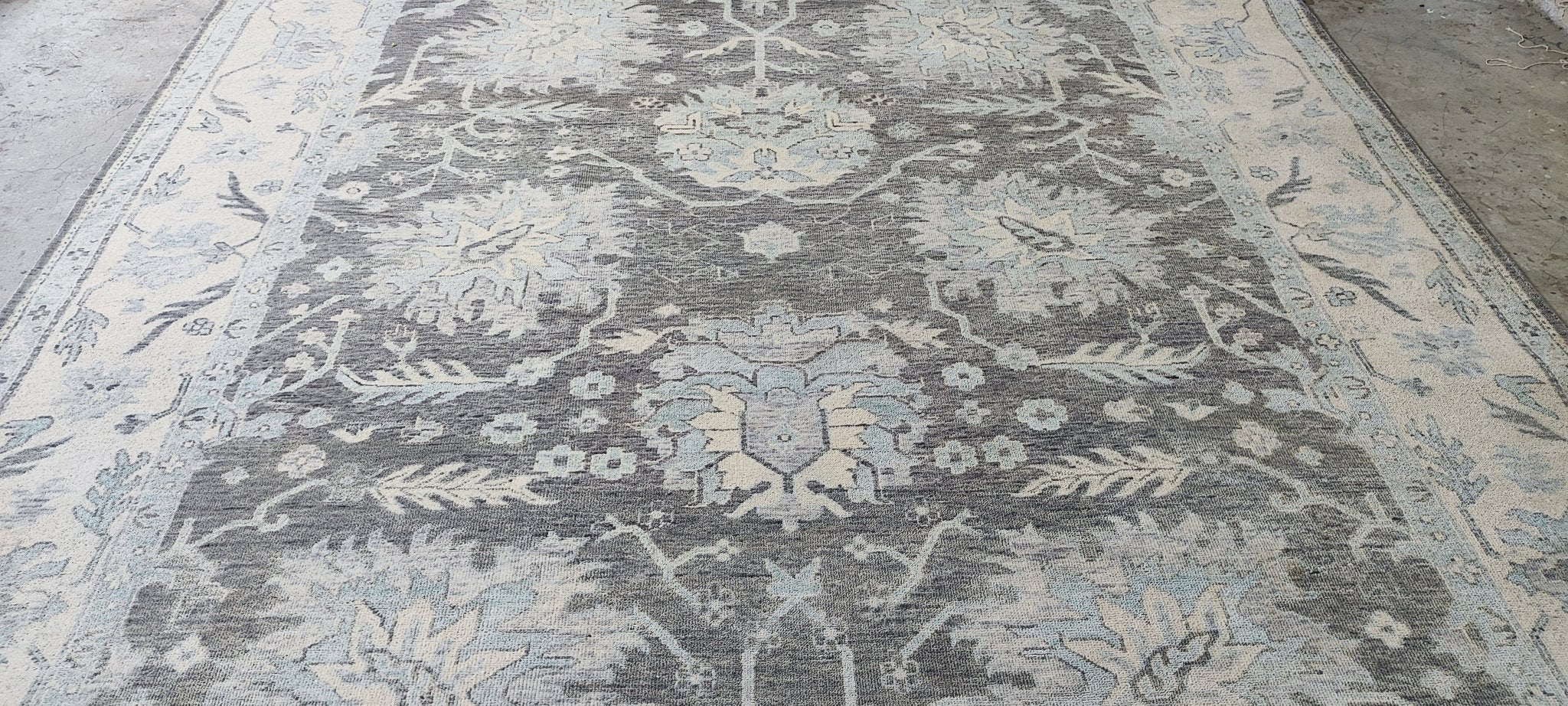 Valentina 9x12 Grey & Ivory Oushak | Banana Manor Rug Factory Outlet