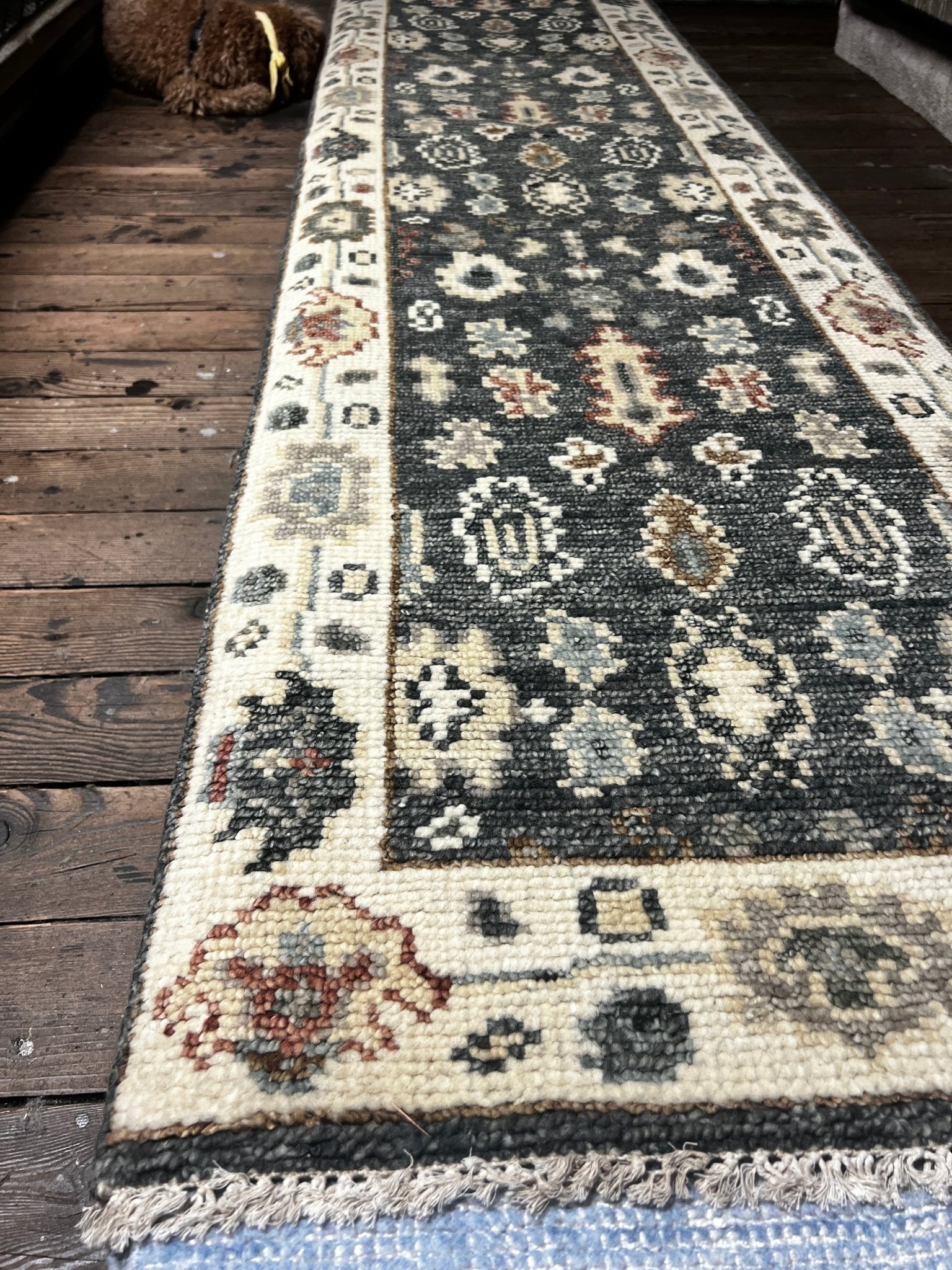 Vanessa Vaughn 2.6x10 Hand-Knotted Ivory and Grey Oushak Runner | Banana Manor Rug Factory Outlet