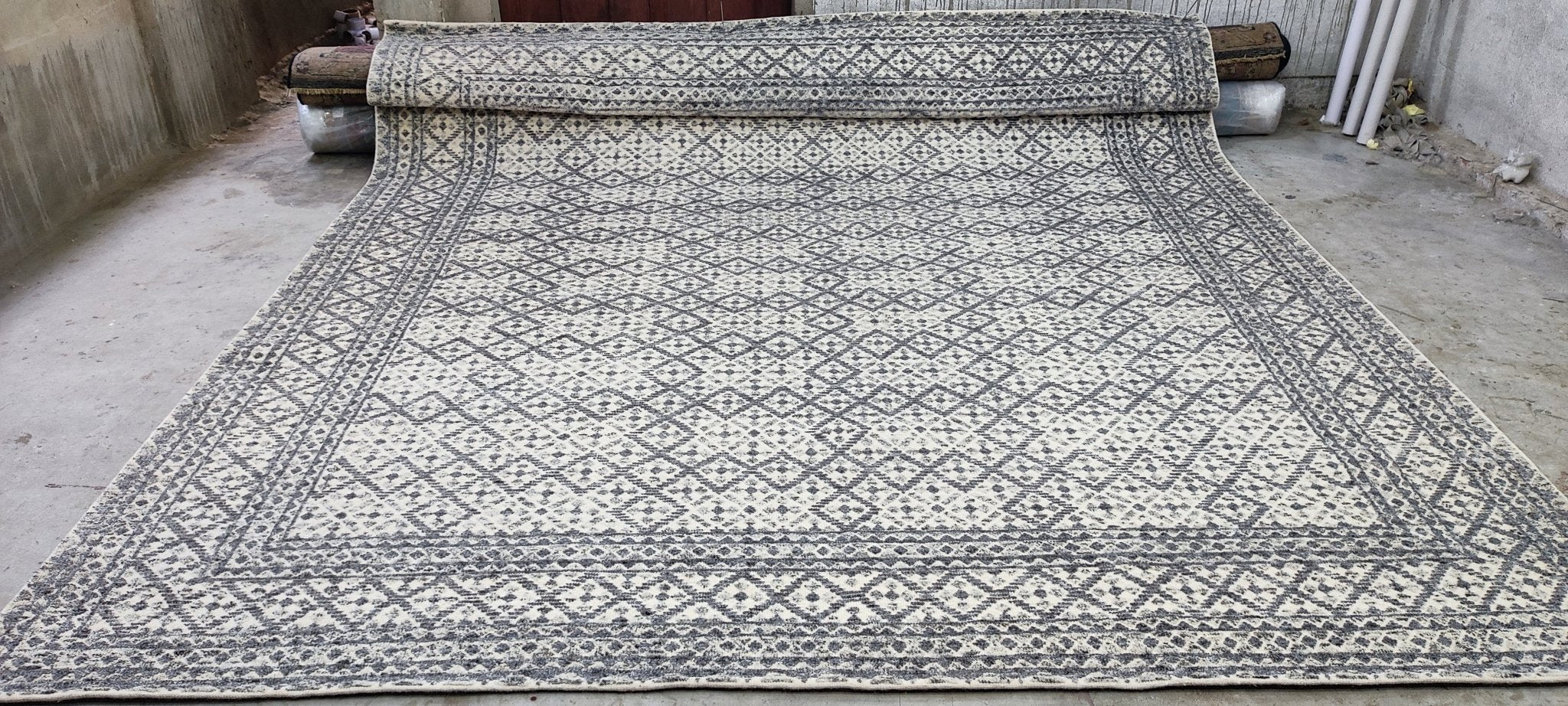 Vaughan 10.3x14 Hand-Knotted Ivory & Grey Modern | Banana Manor Rug Factory Outlet