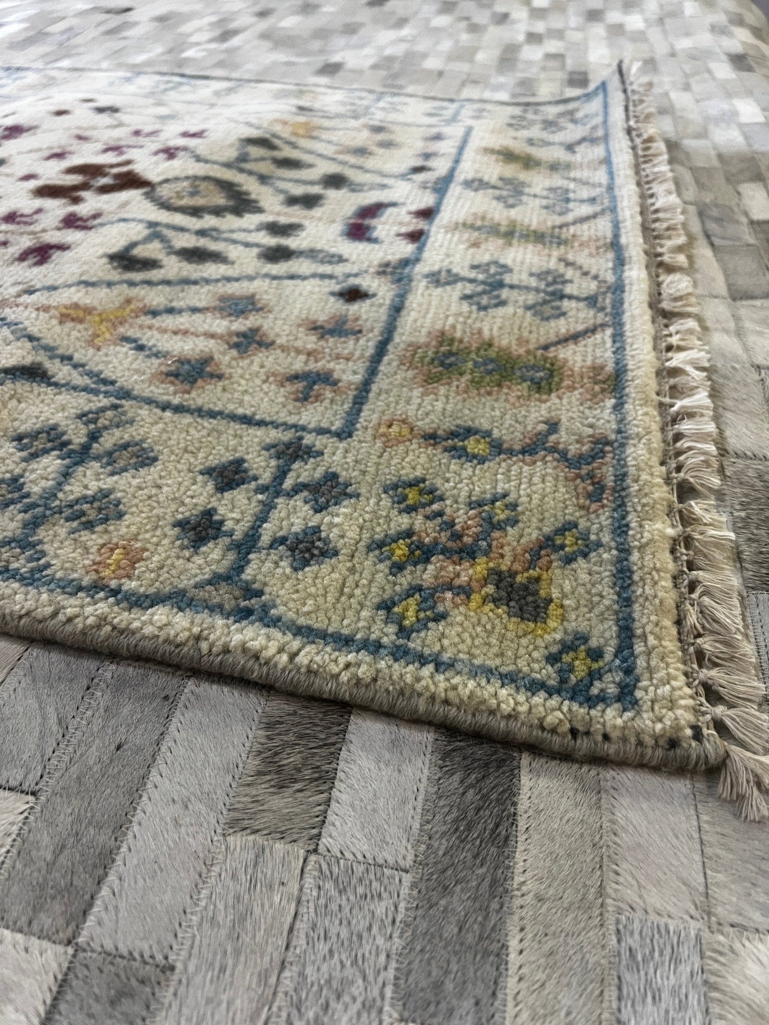 Viktoria 2.6x10 Hand-Knotted Ivory Oushak | Banana Manor Rug Factory Outlet